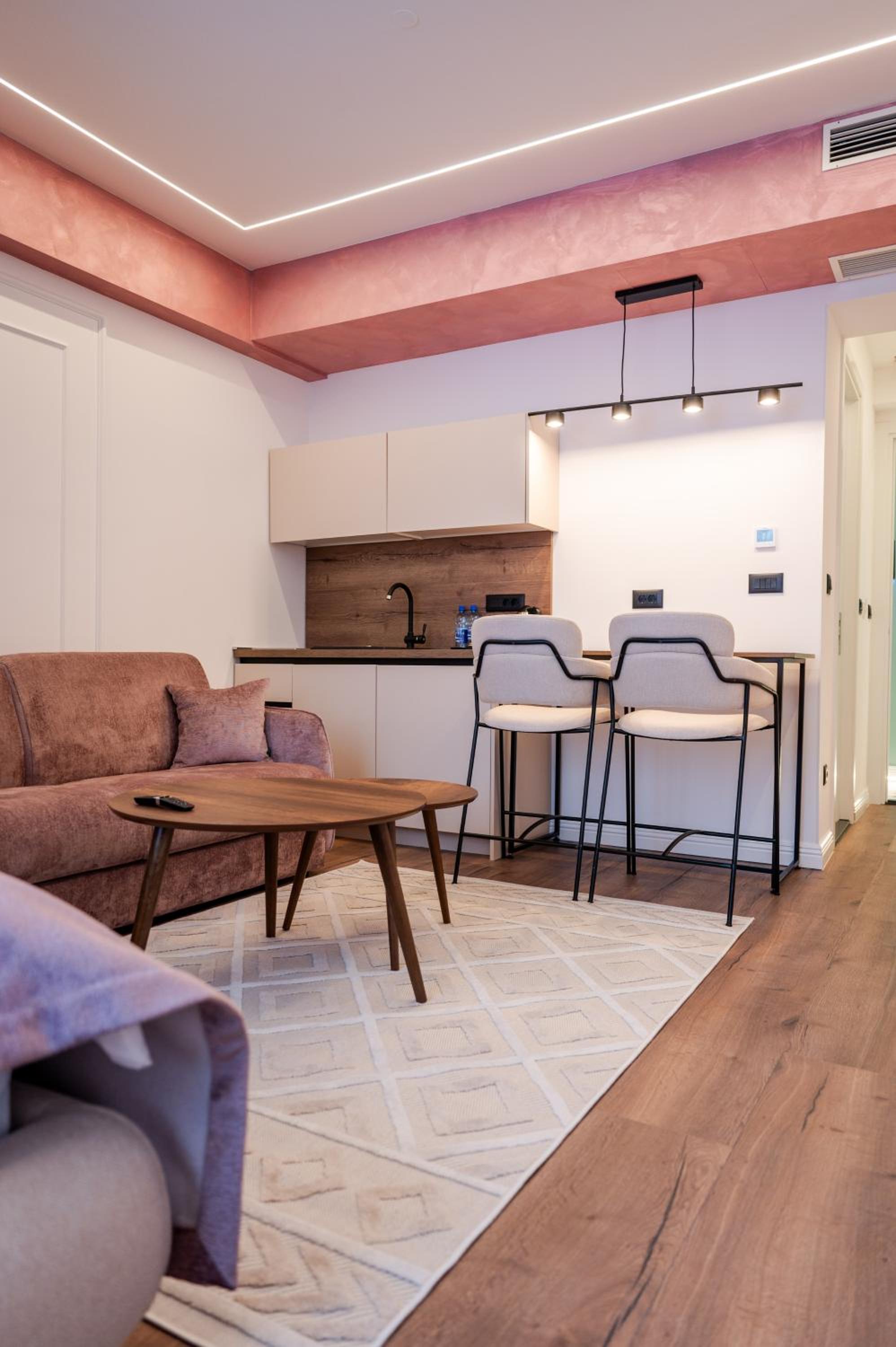Bel Air Apartments