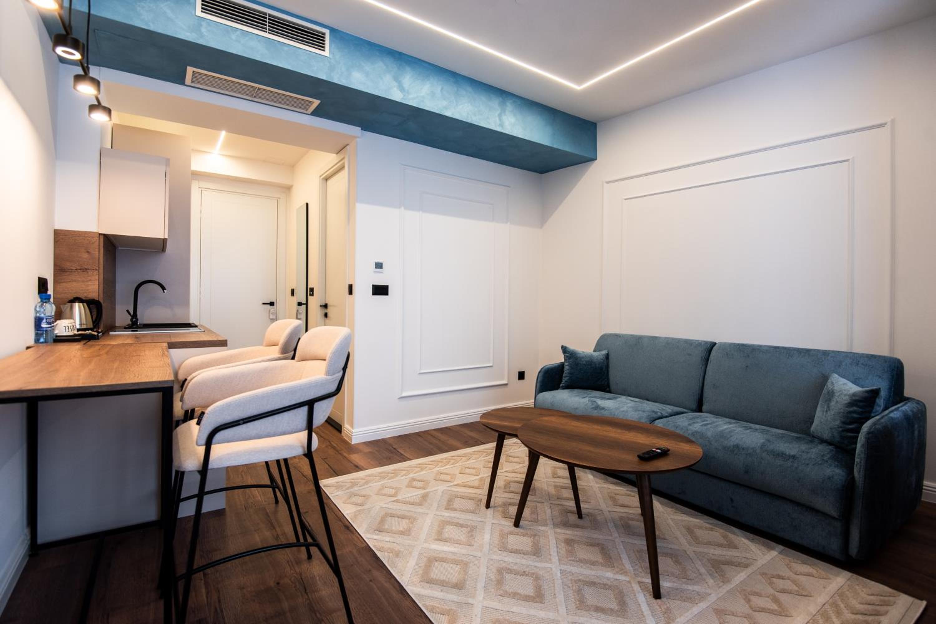 Bel Air Apartments