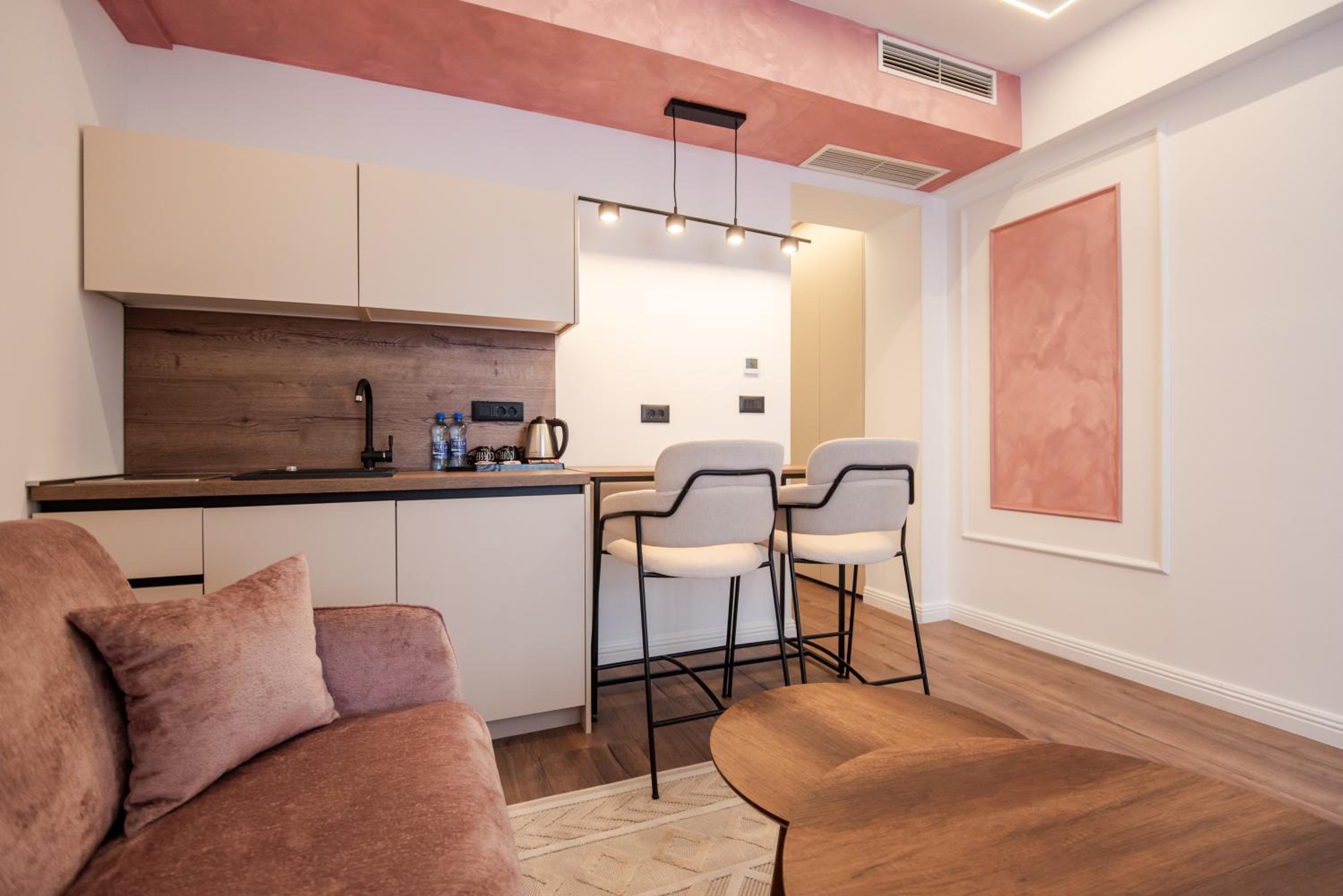 Bel Air Apartments