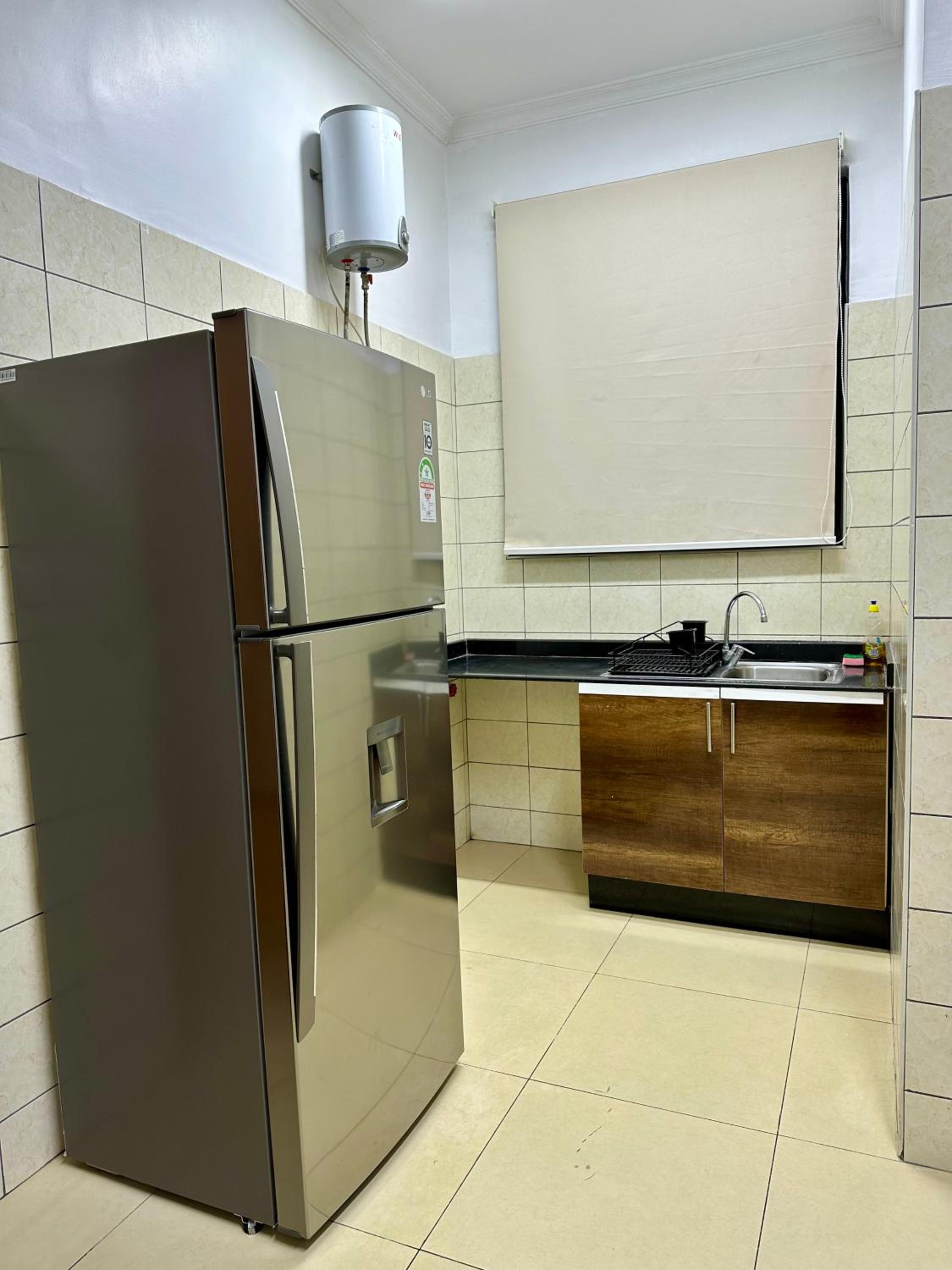 Homely 3-bedroom Apartment at Victoria Place view 4