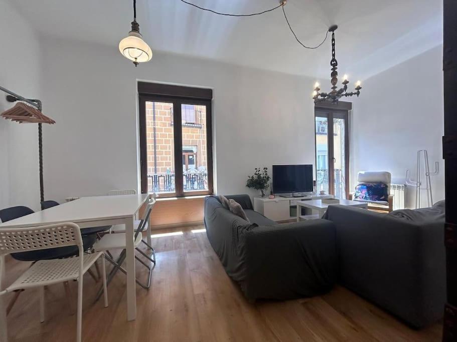 Stunning apartment for 7 pax - CvB view 2