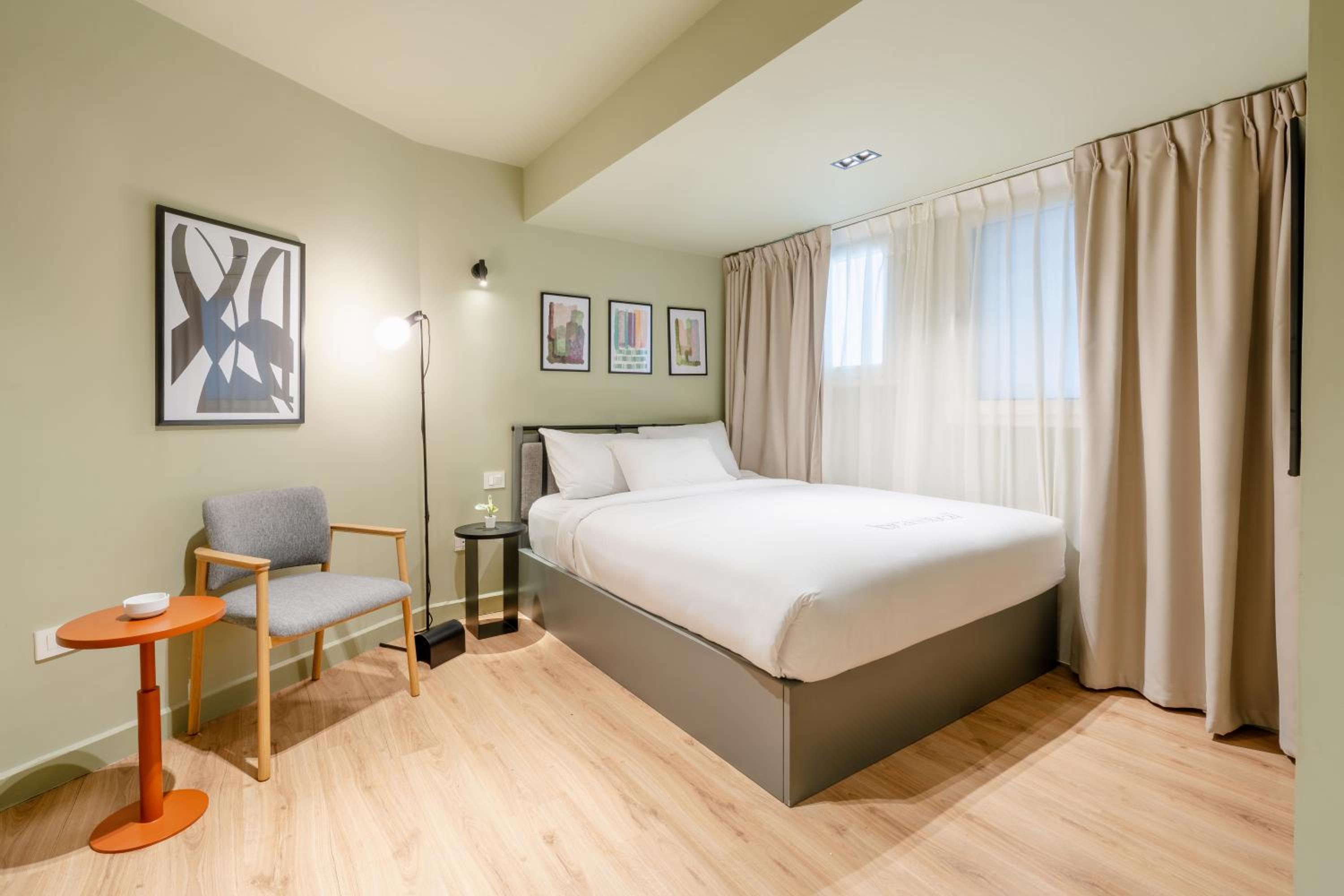 grey l studio apartments Downtown Cairo Ouzonian House