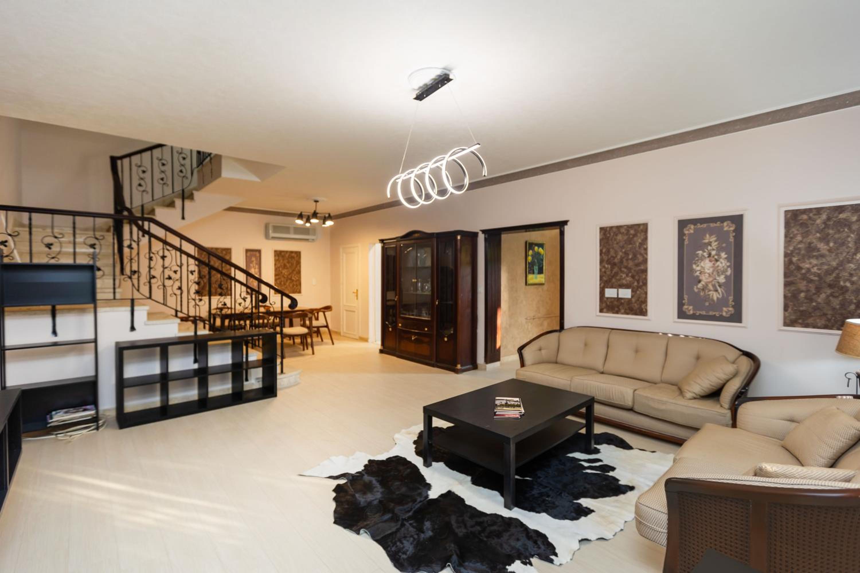Host Prime - Classic villa in rehab city