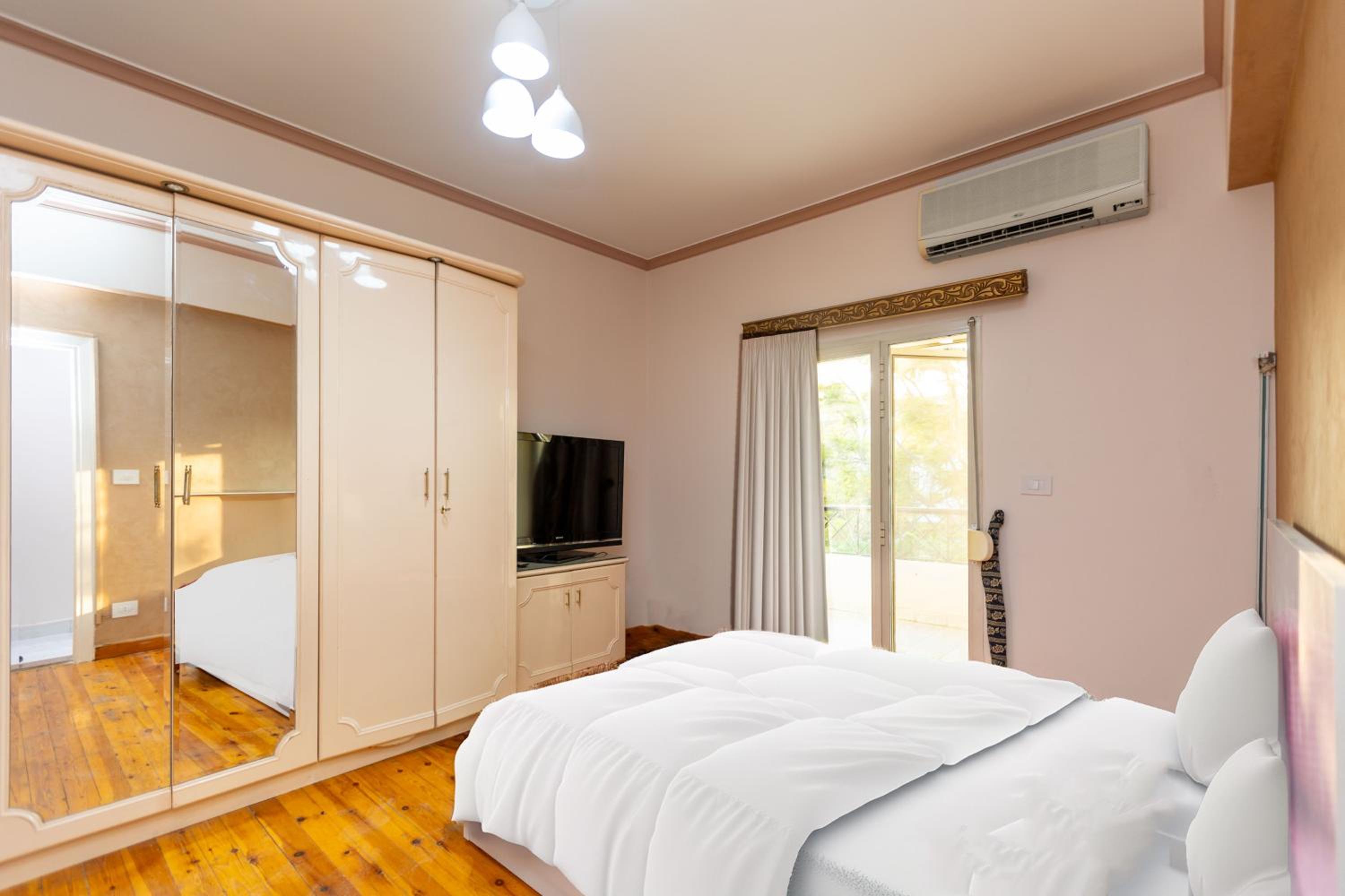 Host Prime - Classic villa in rehab city