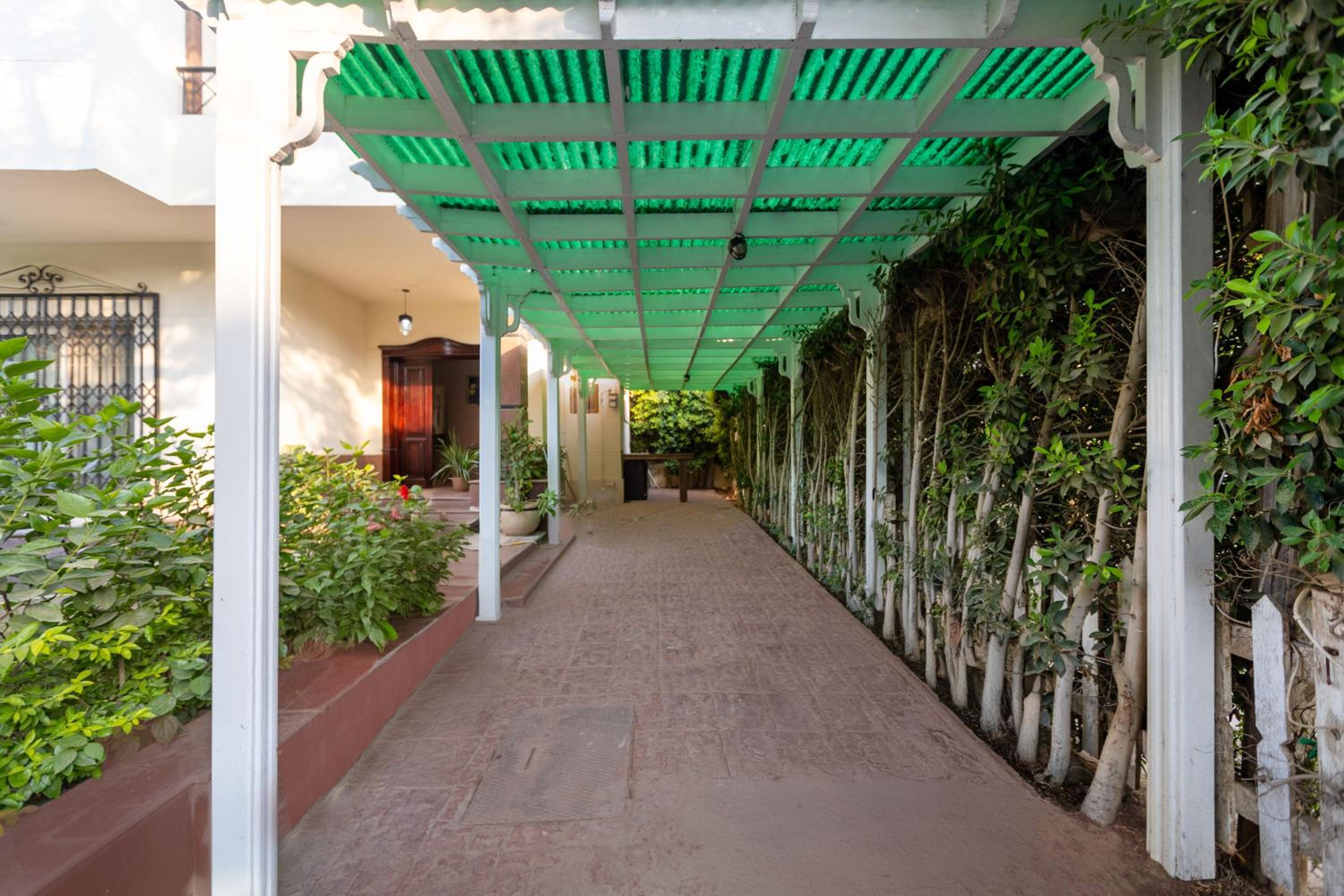 Host Prime - Classic villa in rehab city