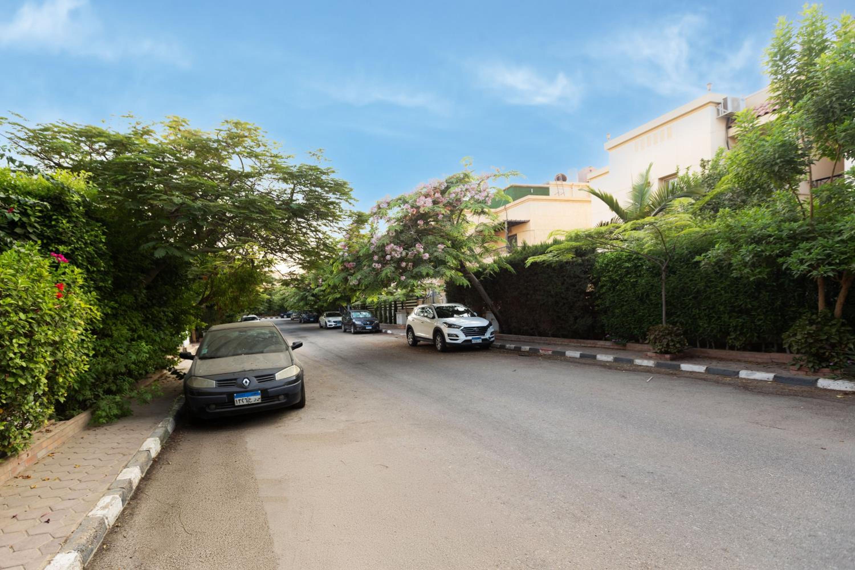 Host Prime - Classic villa in rehab city