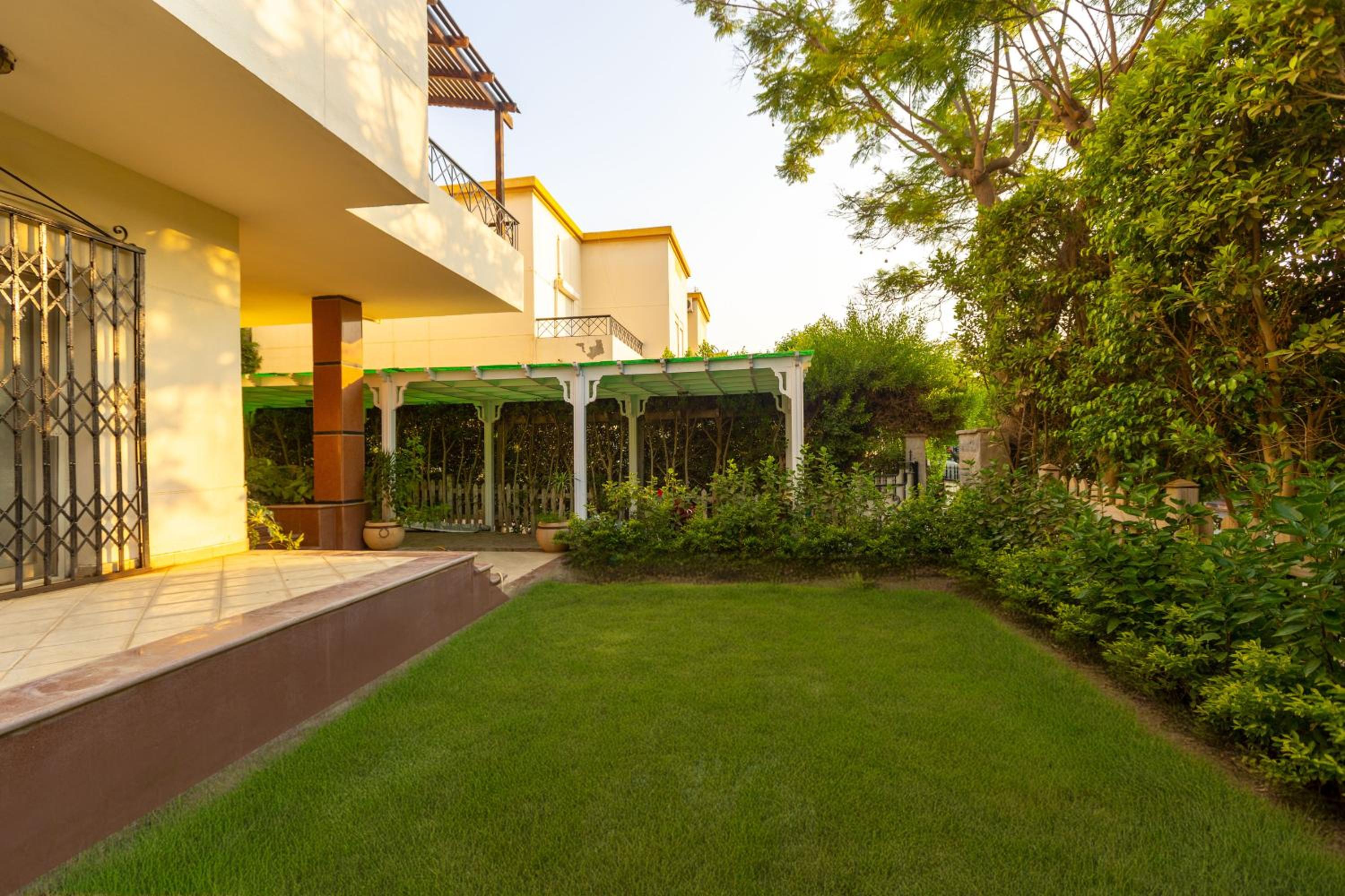 Host Prime - Classic villa in rehab city