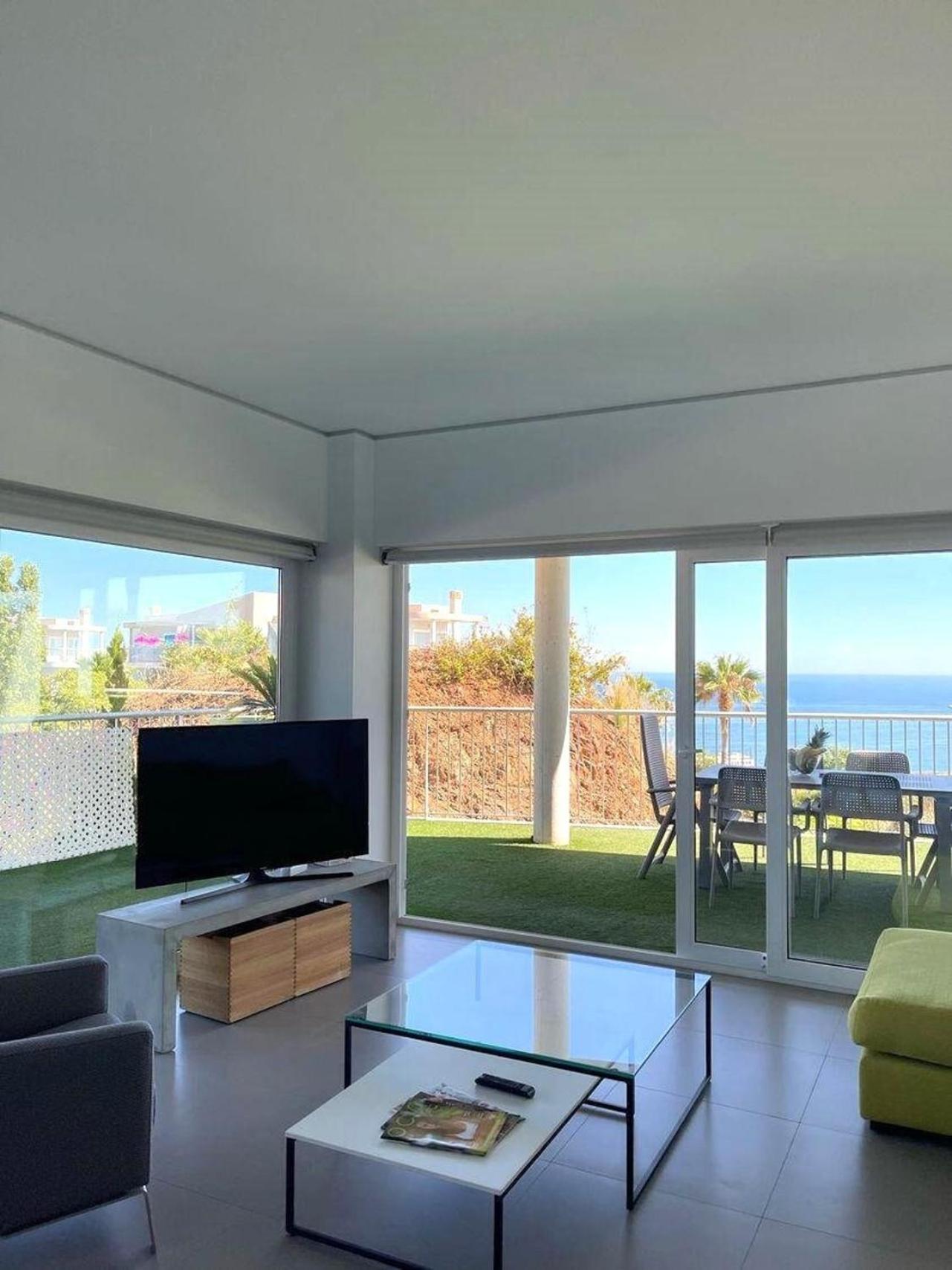 Luxury Apartment With Sea View