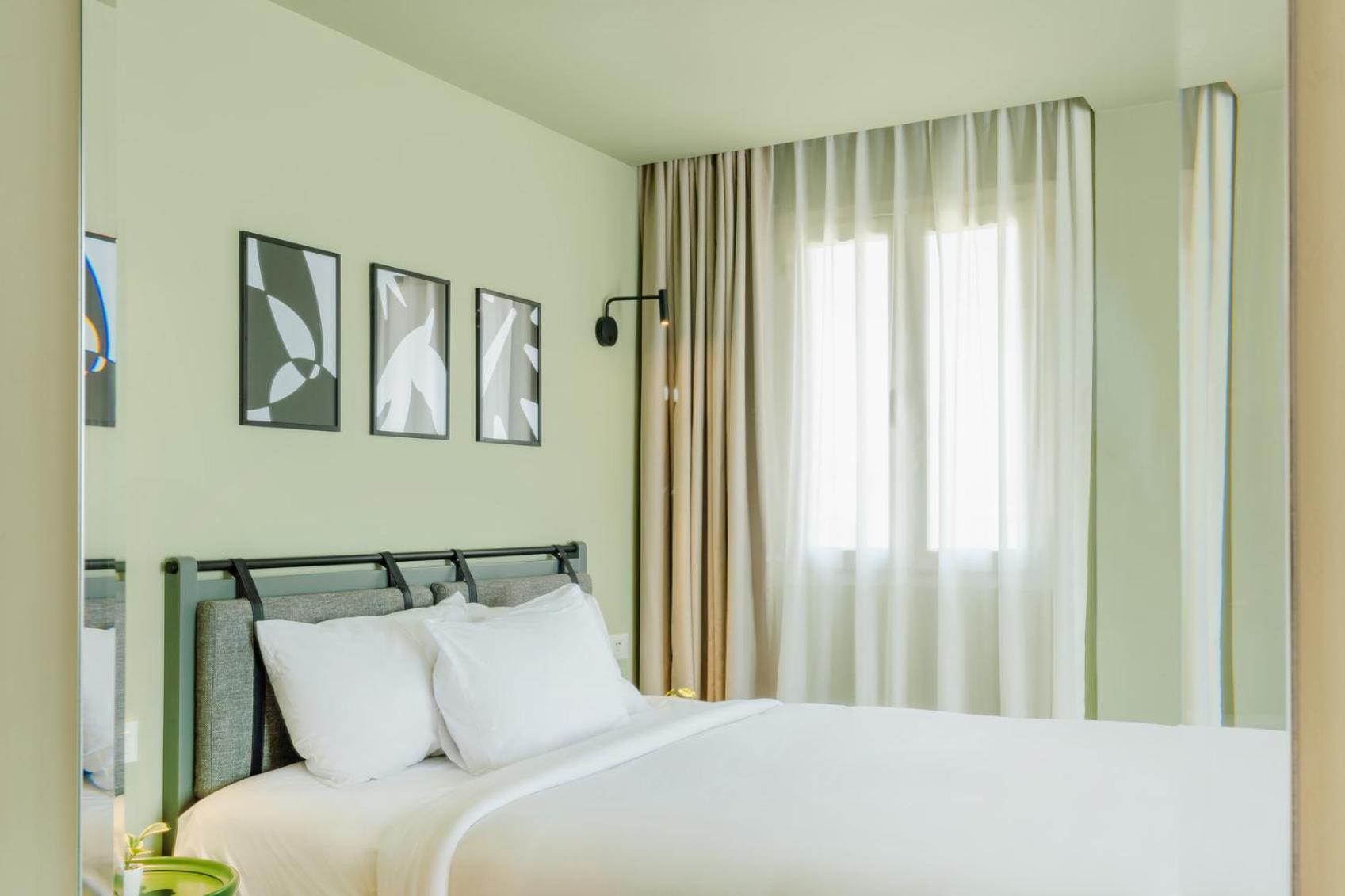 grey l studio apartments Downtown Cairo Ouzonian House