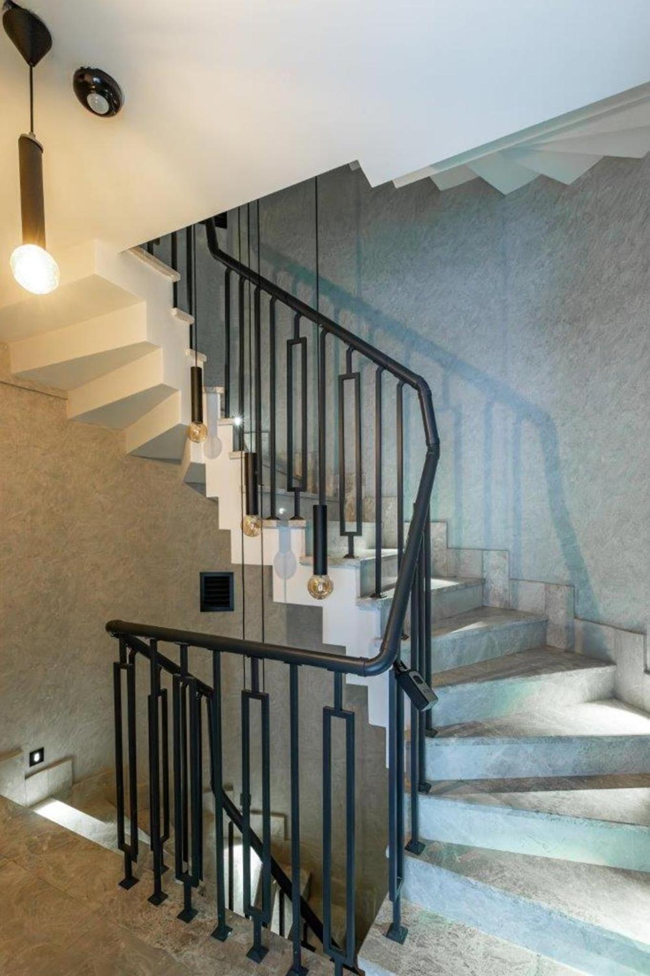 Brand New Duplex wParking 2BD2Bath Home #336