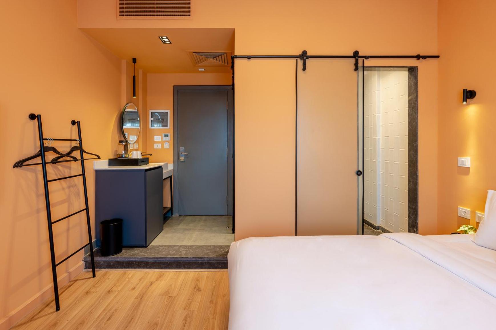 grey l studio apartments Downtown Cairo Ouzonian House