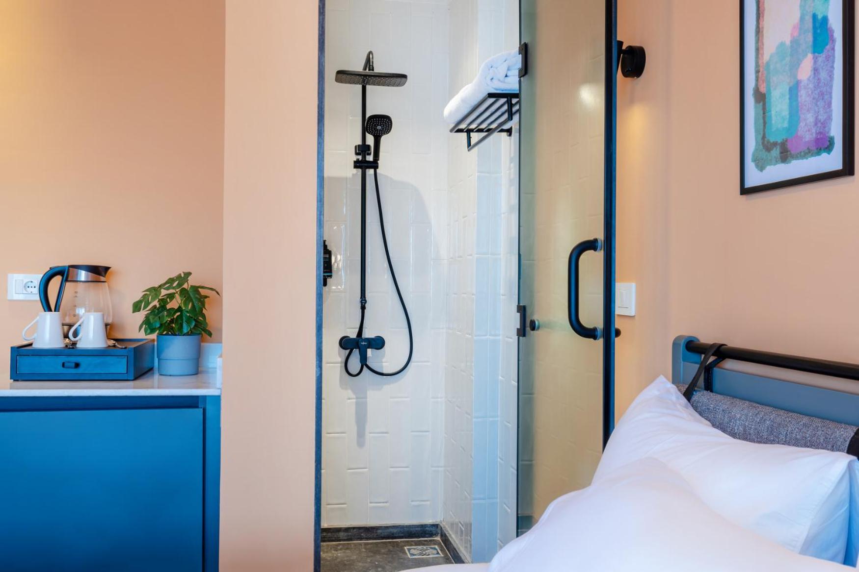 grey l studio apartments Downtown Cairo Ouzonian House