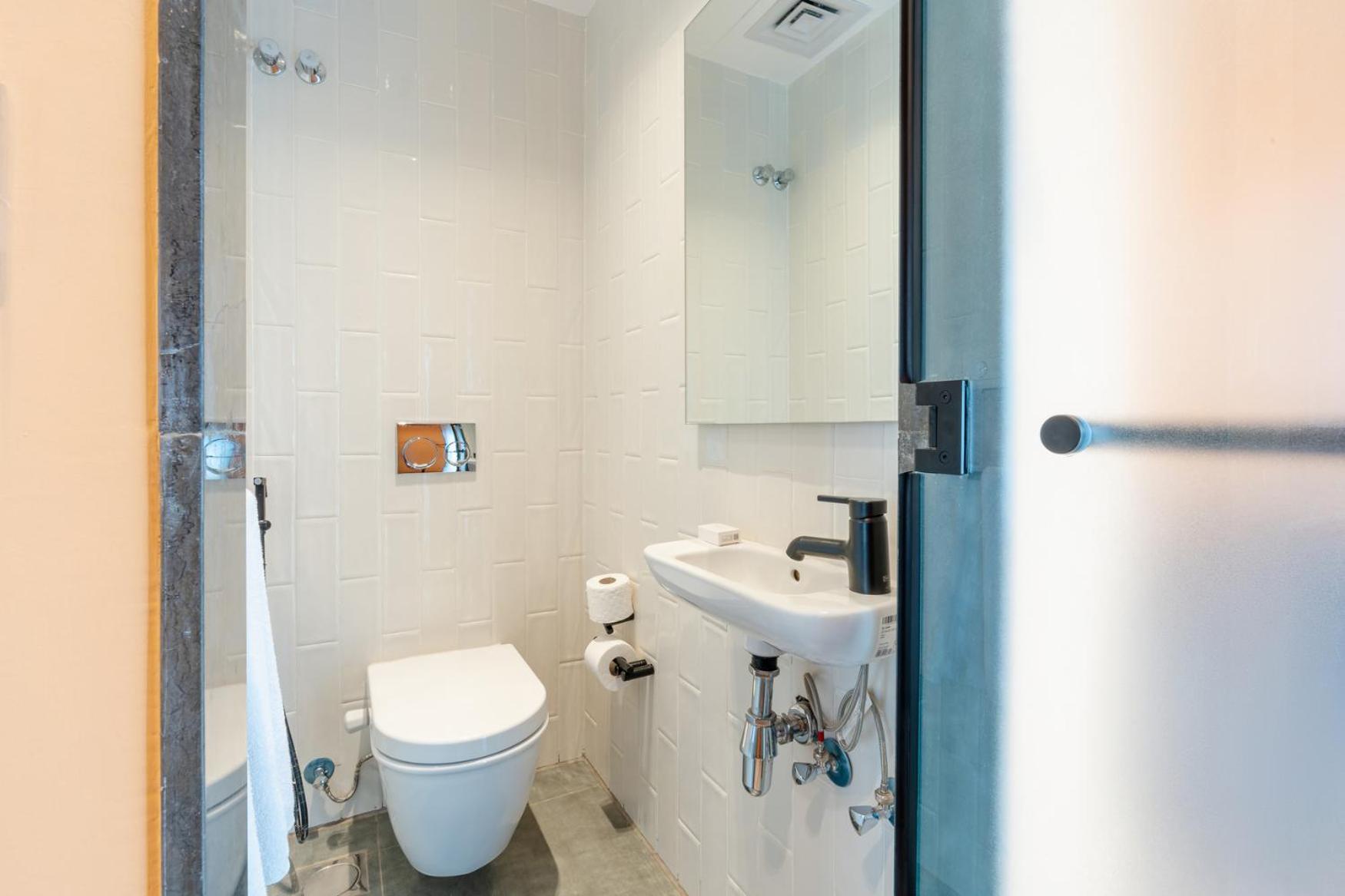 grey l studio apartments Downtown Cairo Ouzonian House