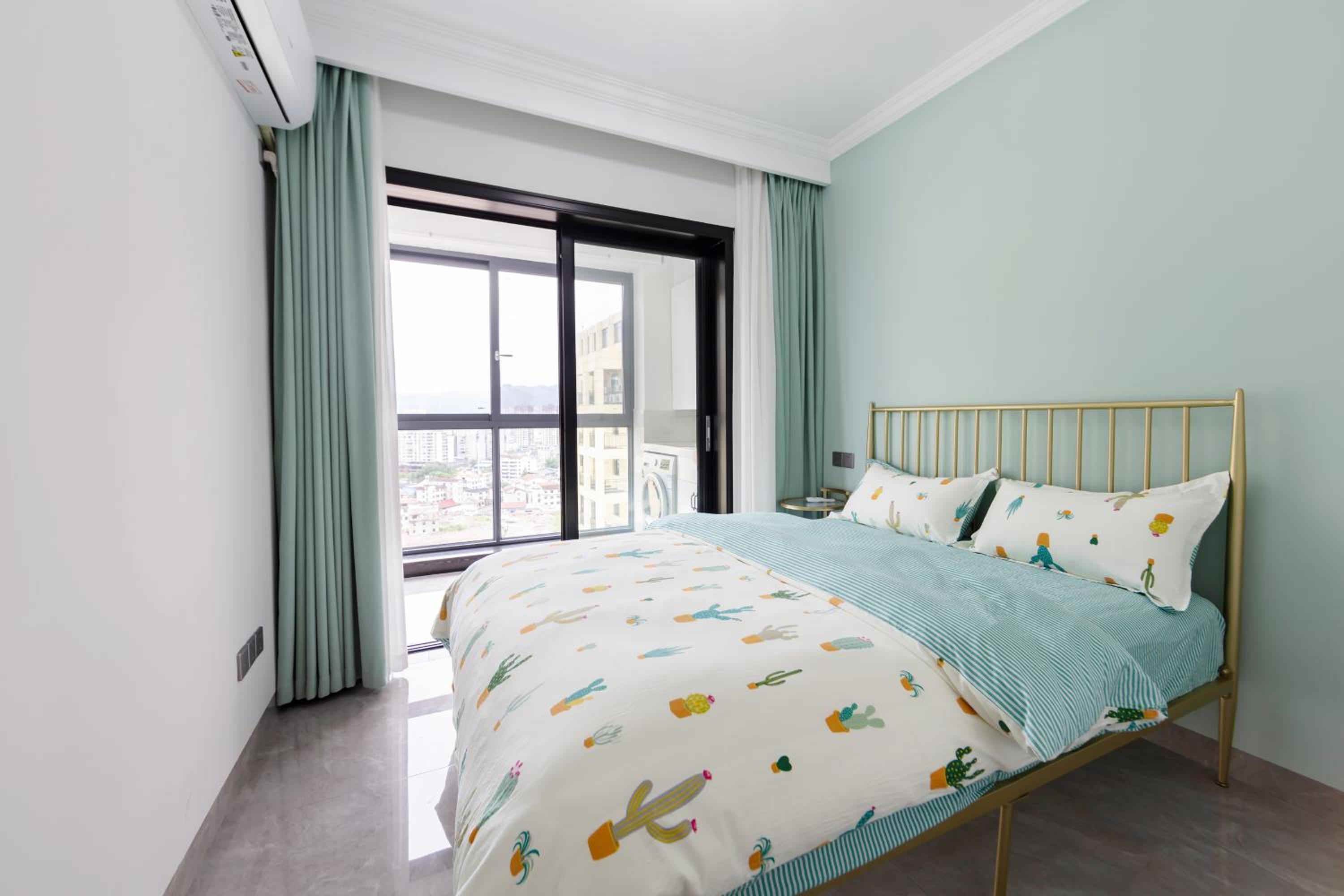 Tianmen cableway Residence- Free Pickup, English Travel & Ticket Service