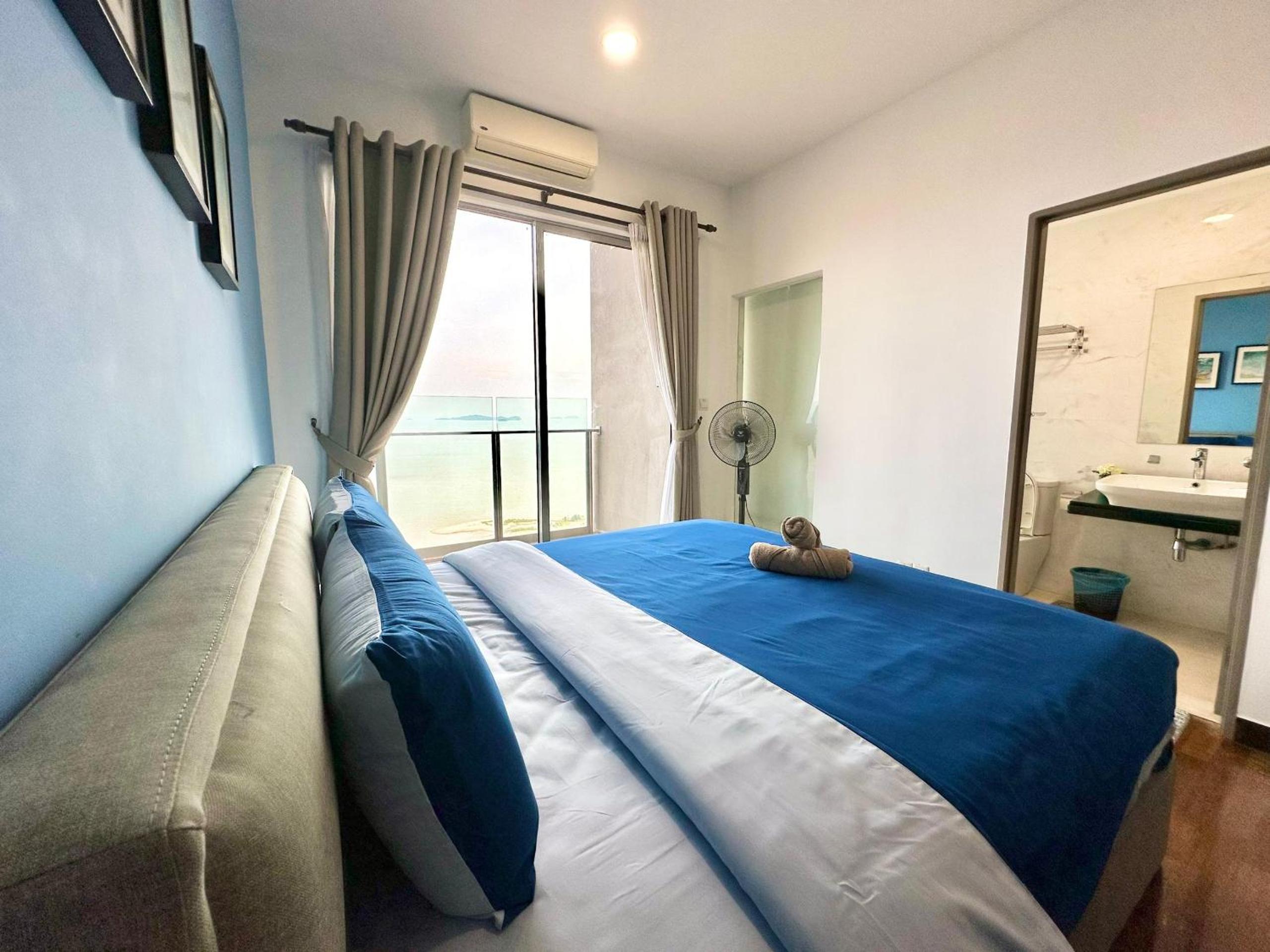 Silverscape Residence 2 Bedrooms Suite by MJ Holiday