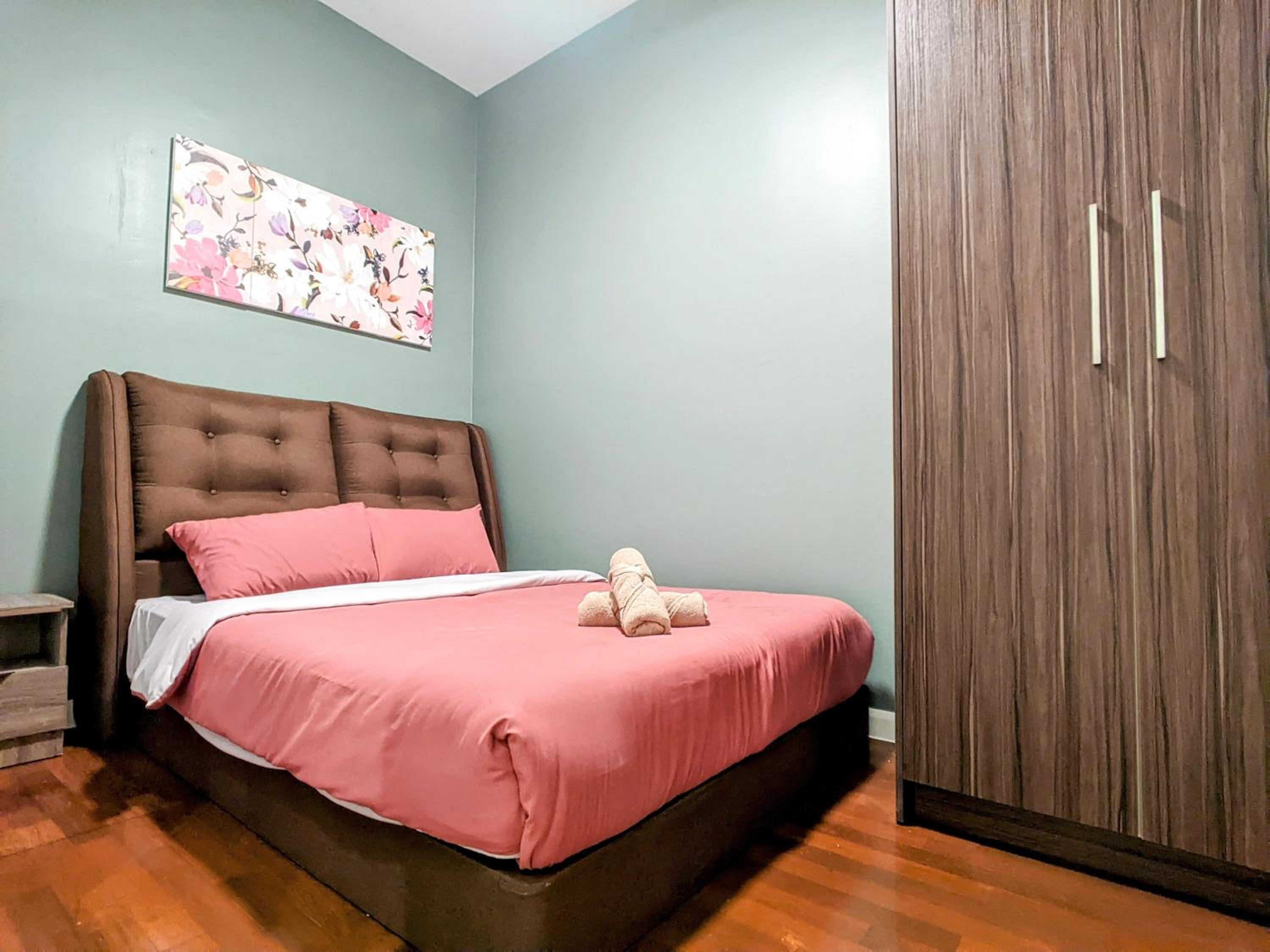 Silverscape Residence 2 Bedrooms Suite by MJ Holiday