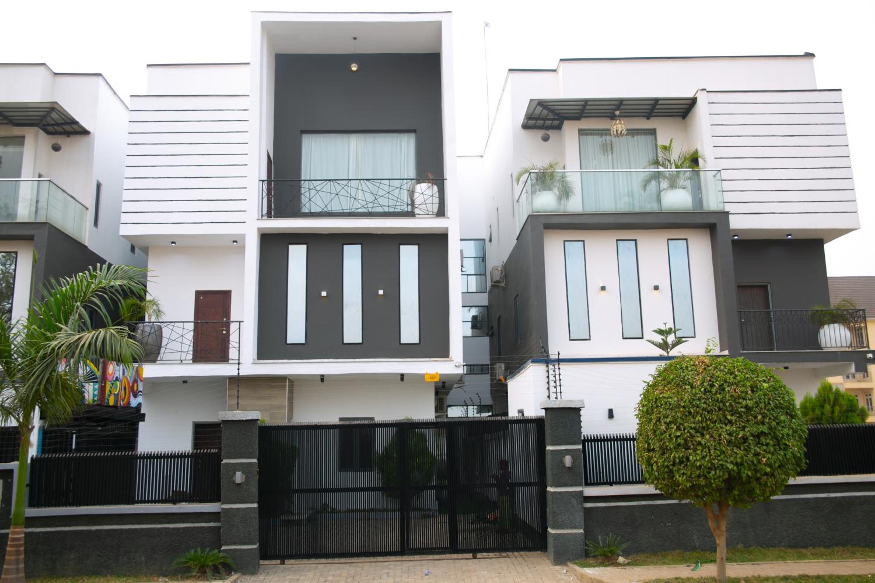Panoramic Luxury Apartment view 5