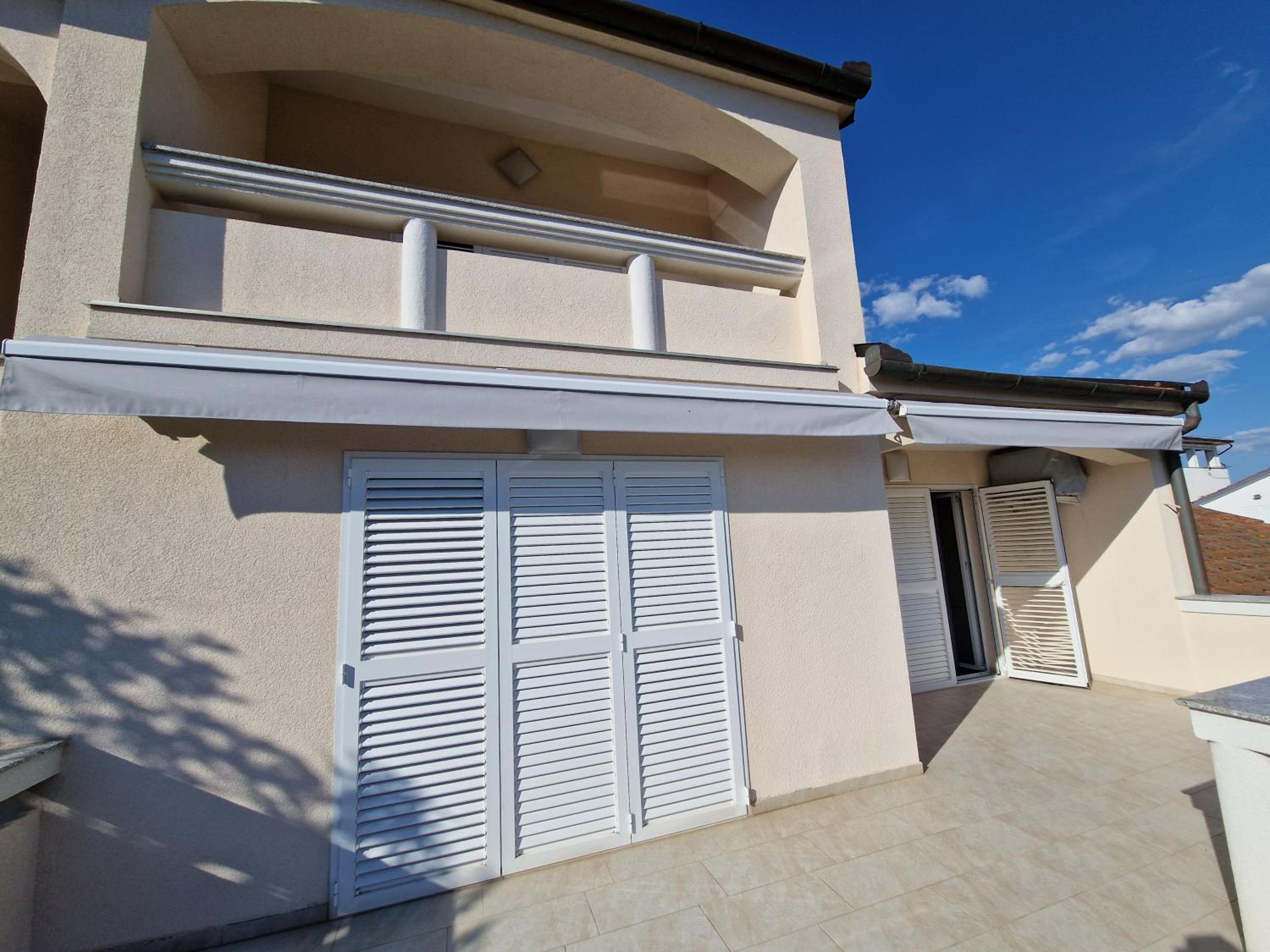 Apartmani CRYSTAL Vir