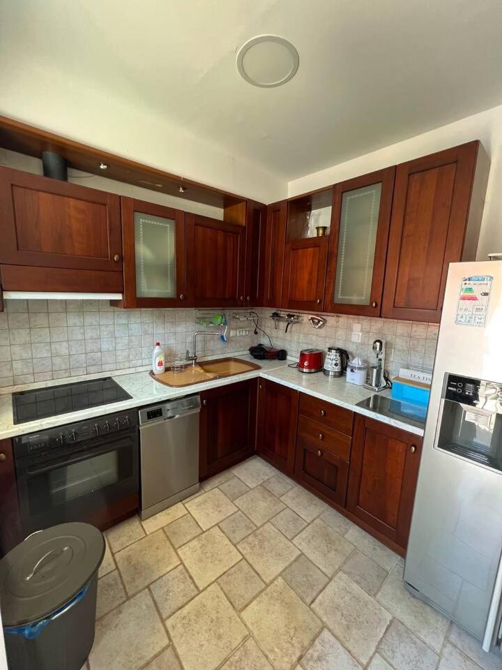 colored houses photo 4