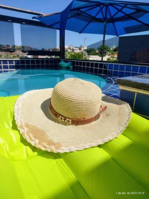 Cobertura com piscina e churrasqueira privativas