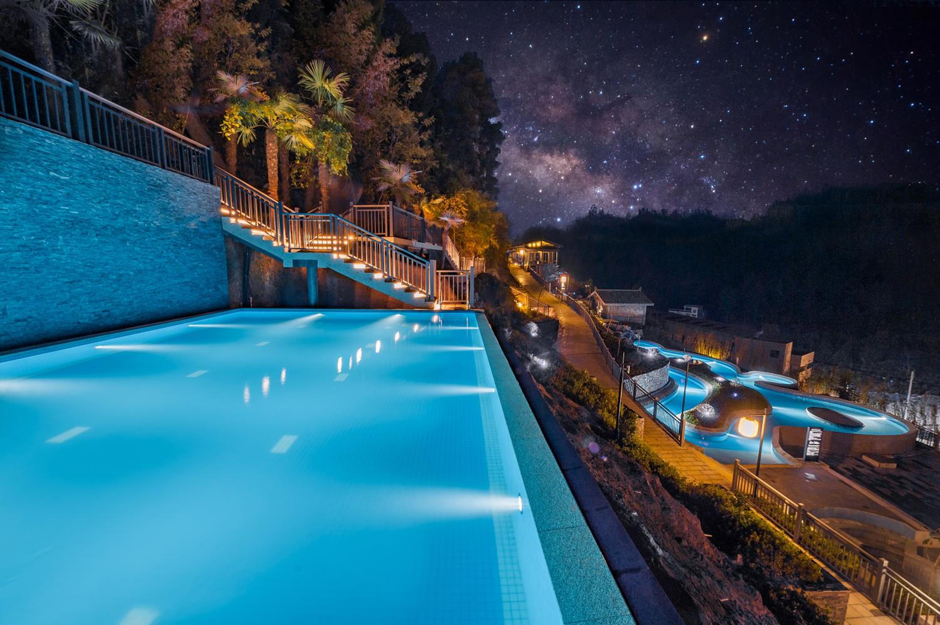 Wyndham Grand Plaza Royale Hot Springs Fenghuang