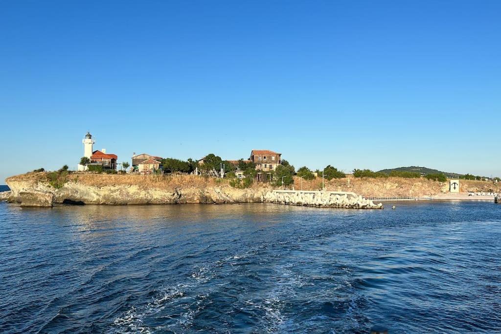 City Leisure in a Flower Sea Apartment, Burgas Lazur