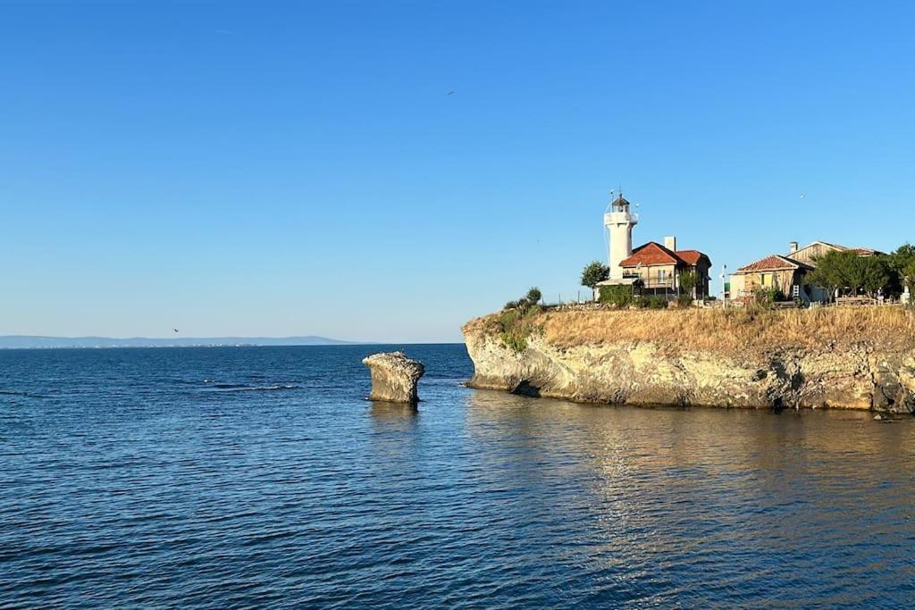 City Leisure in a Flower Sea Apartment, Burgas Lazur