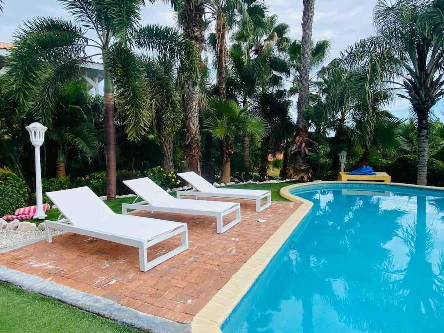 Tropisch paradijs Villa Jan Thiel Curaçao