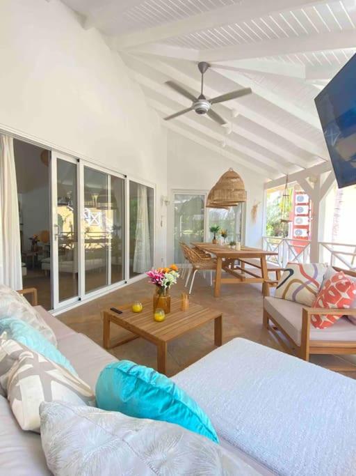 Tropisch paradijs Villa Jan Thiel Curaçao