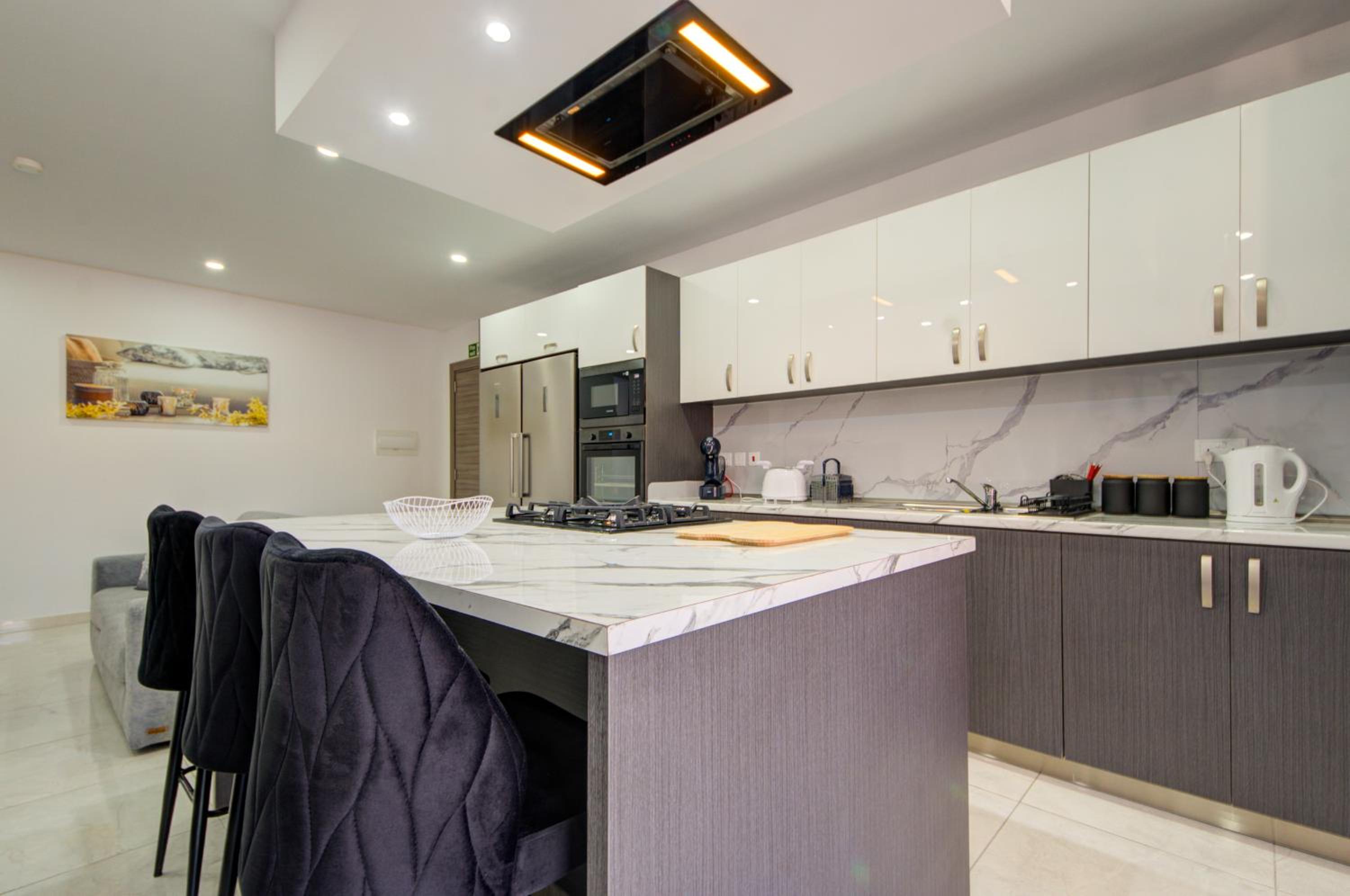 Lovely 3BR home with Private Terrace in Swieqi by 360 Estates view 4