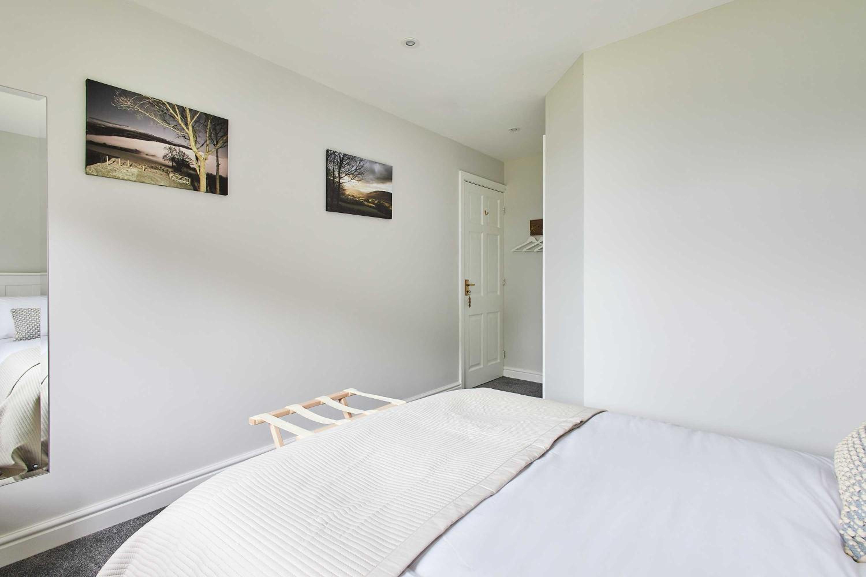 Host & Stay - Trem Y Cwm view 5