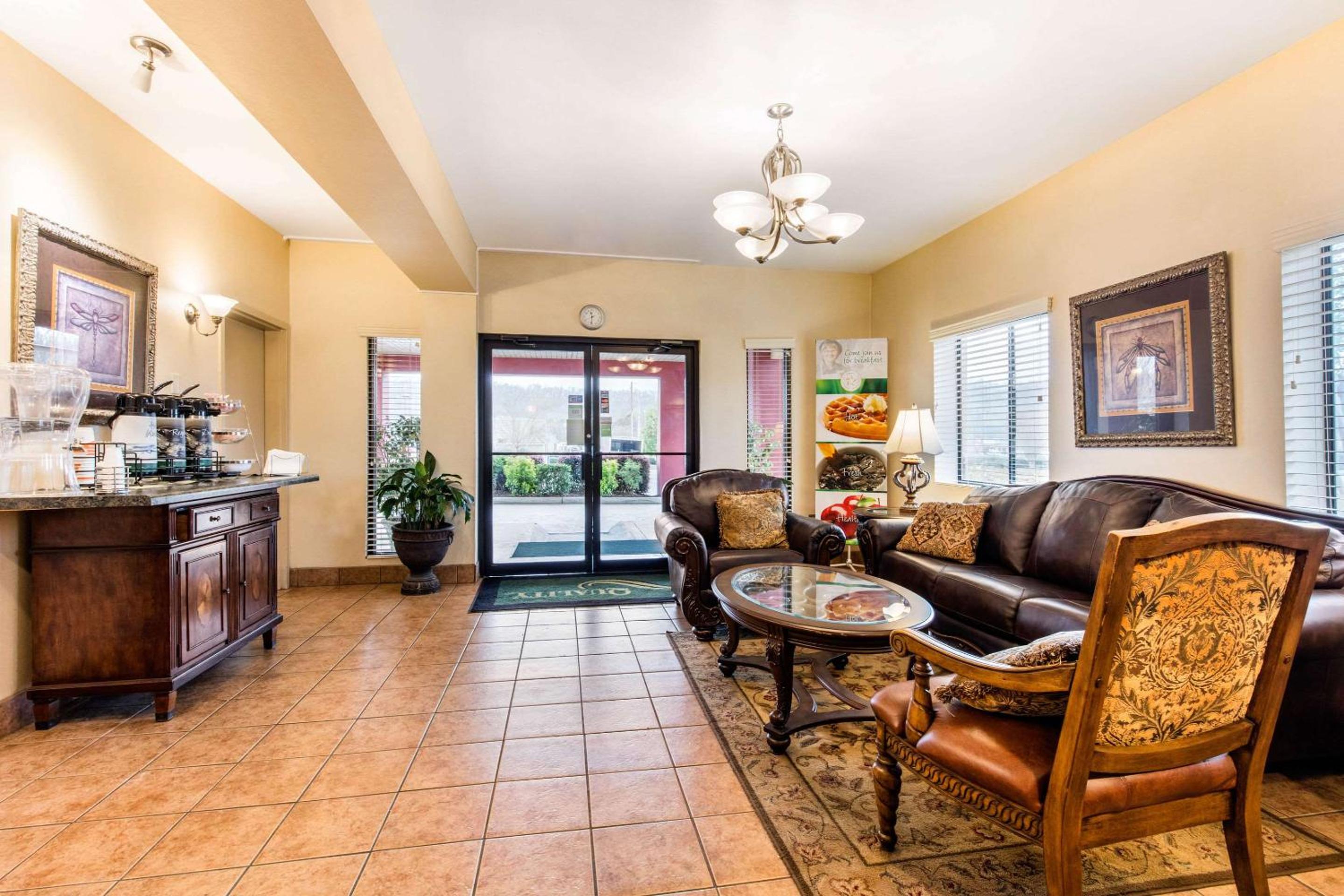 Quality Inn Pelham I-65 exit 246 - Property Image 34