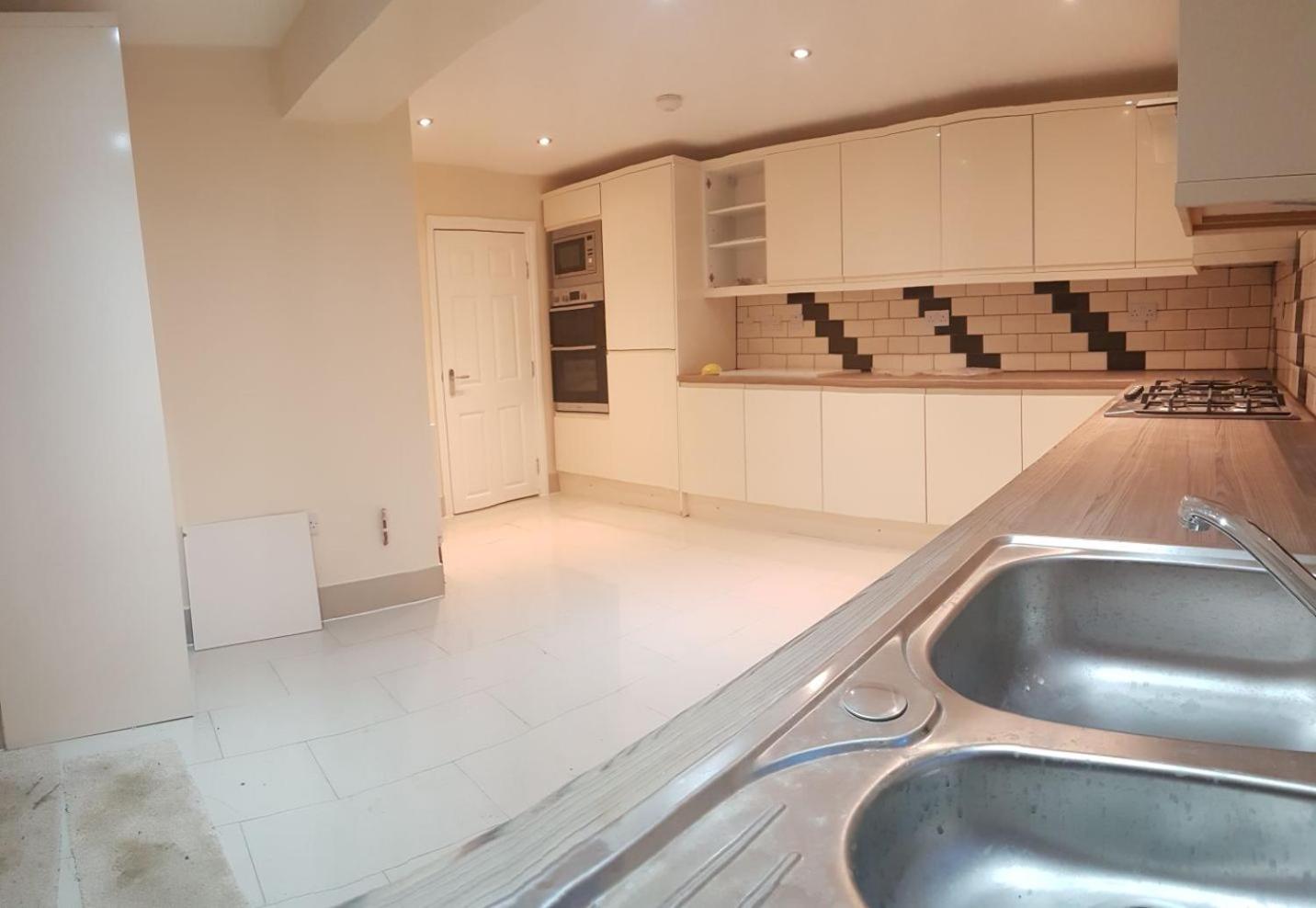 Private Rooms near Hither green Station