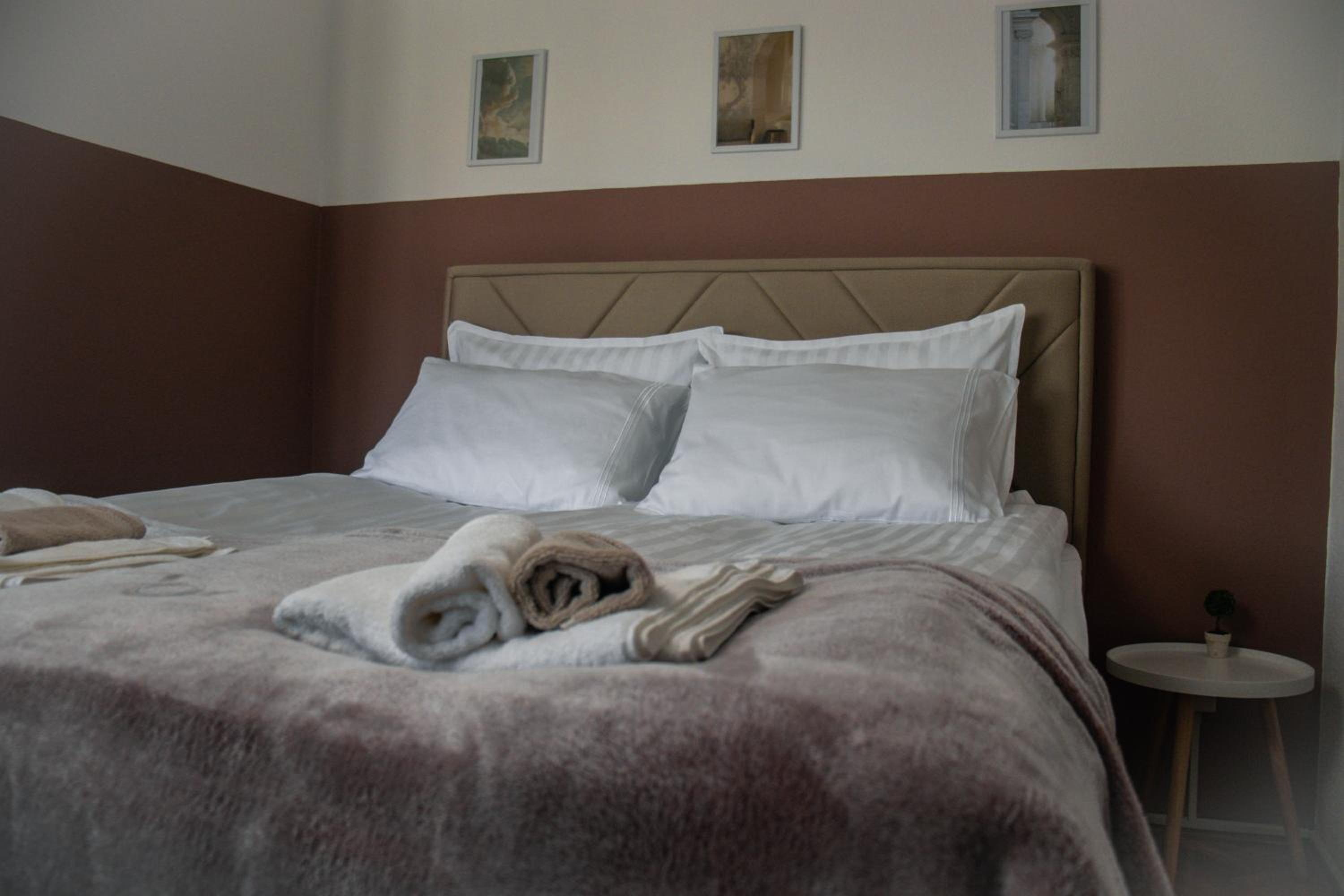 Urban Escape Studio Apartment