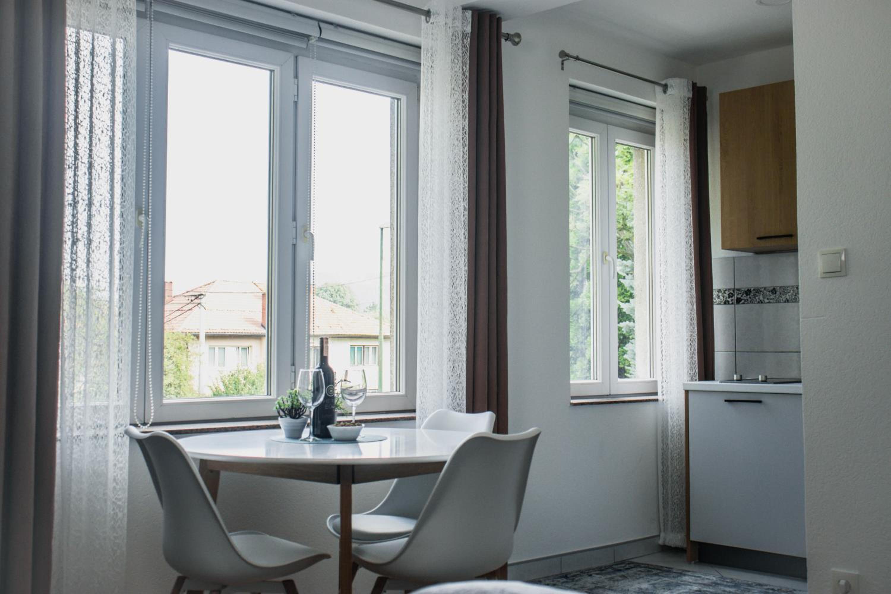 Urban Escape Studio Apartment