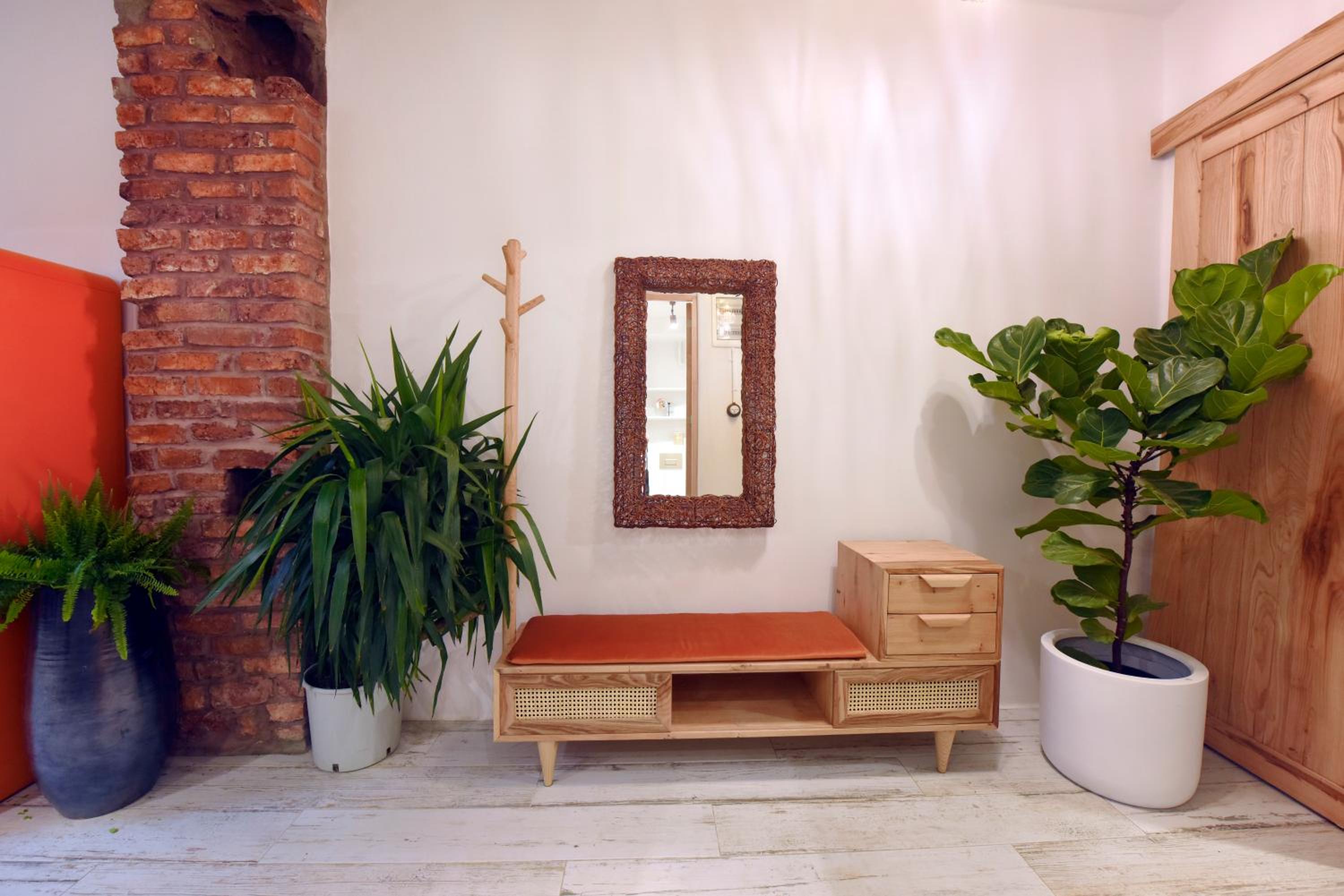 Boheme House with Bathtub & Terrace