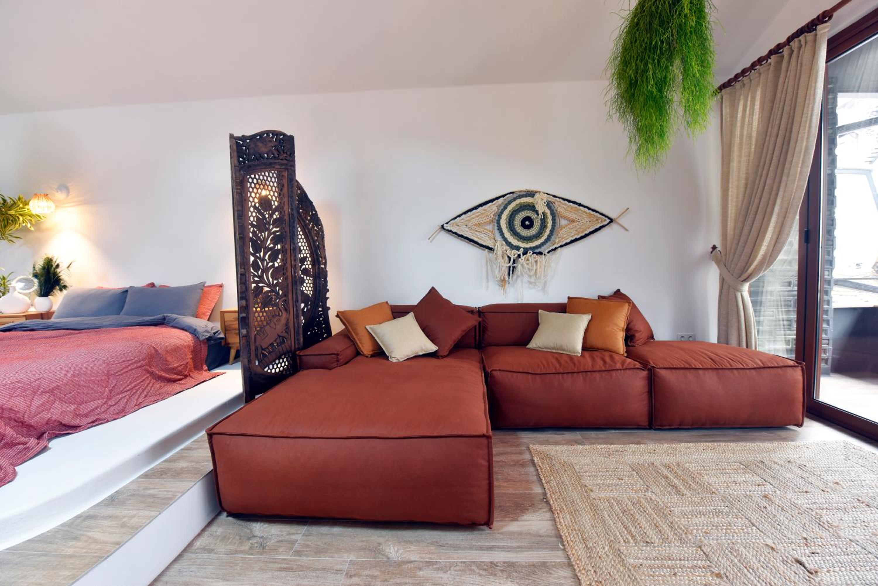 Boheme House with Bathtub & Terrace