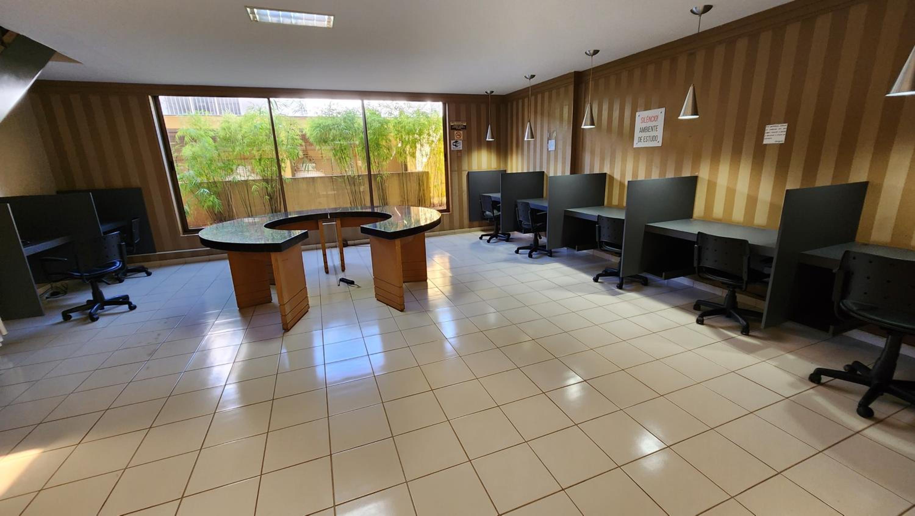 Flat Elegante Central Londrina