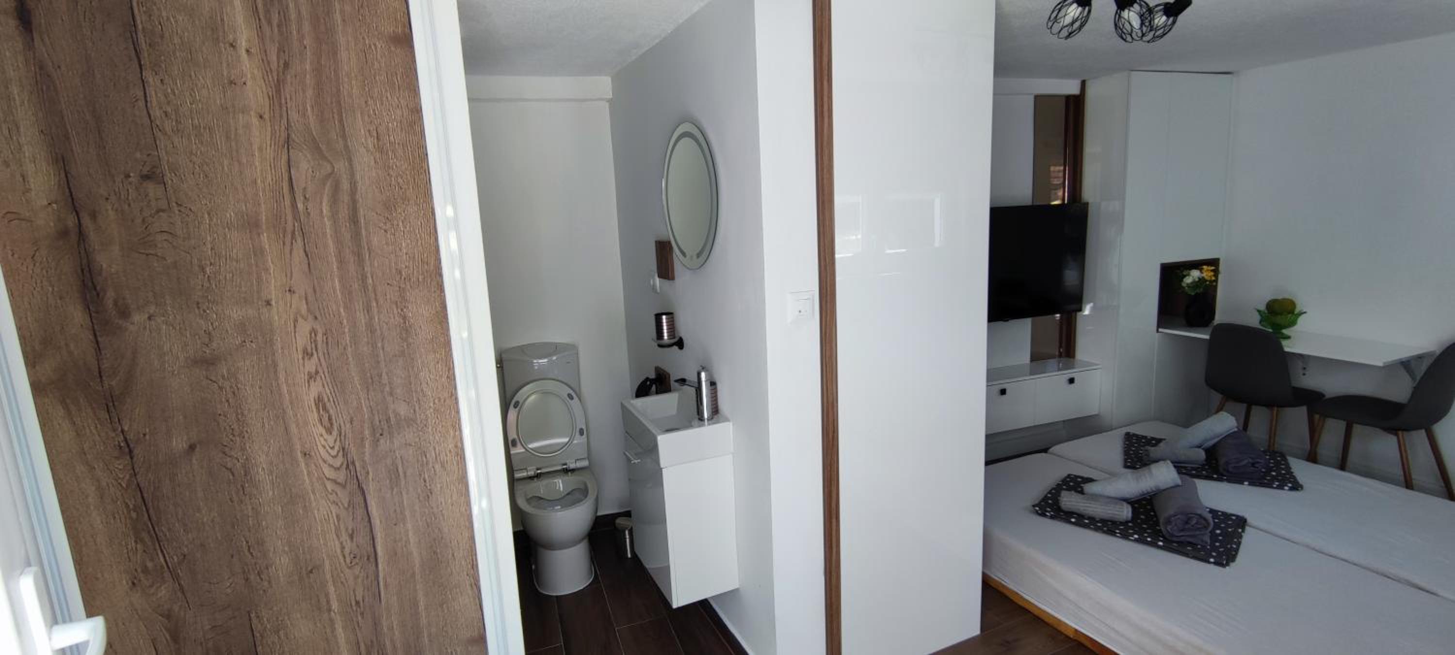 El Higo Apartments