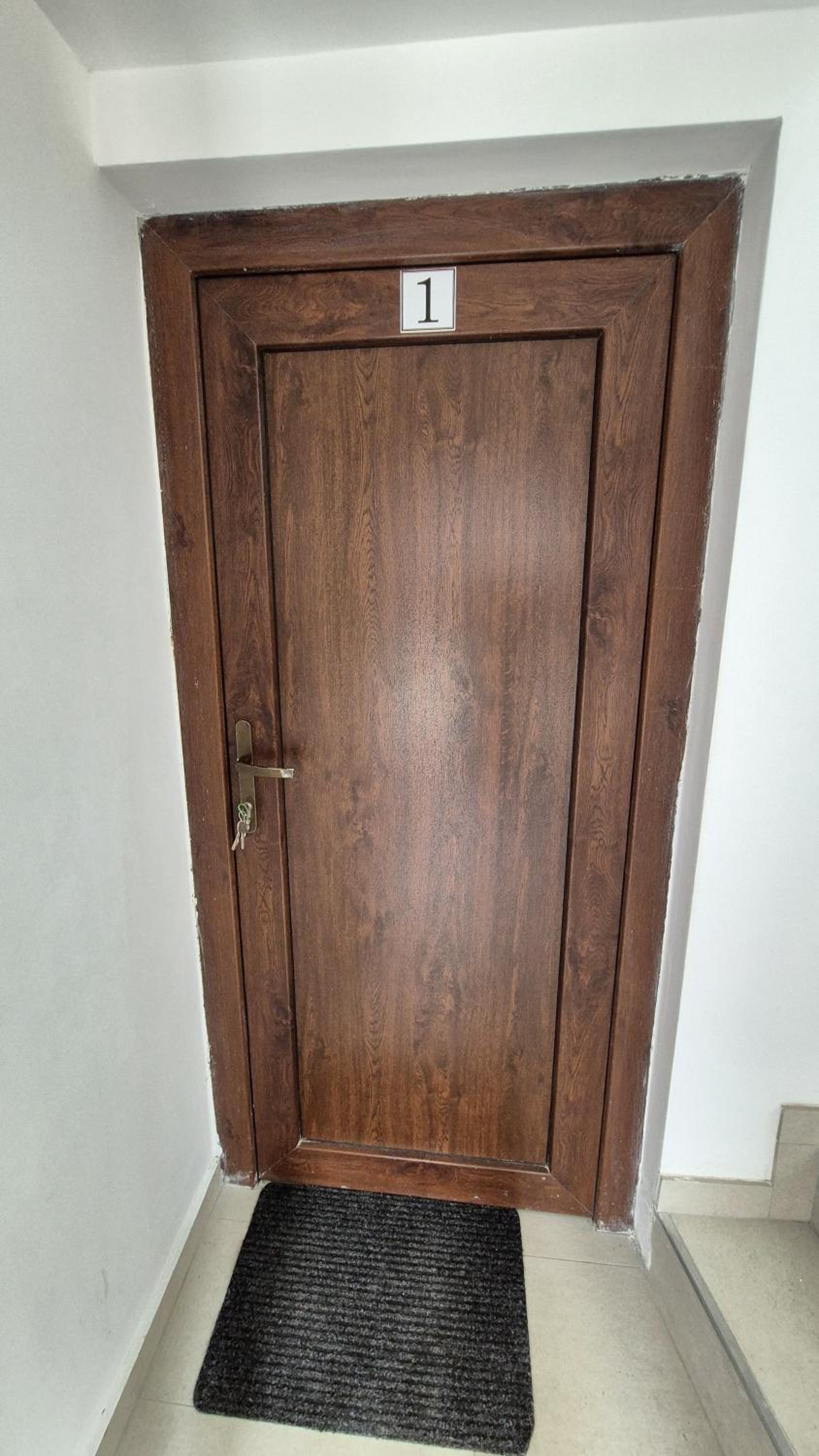 Matei Rent Apt