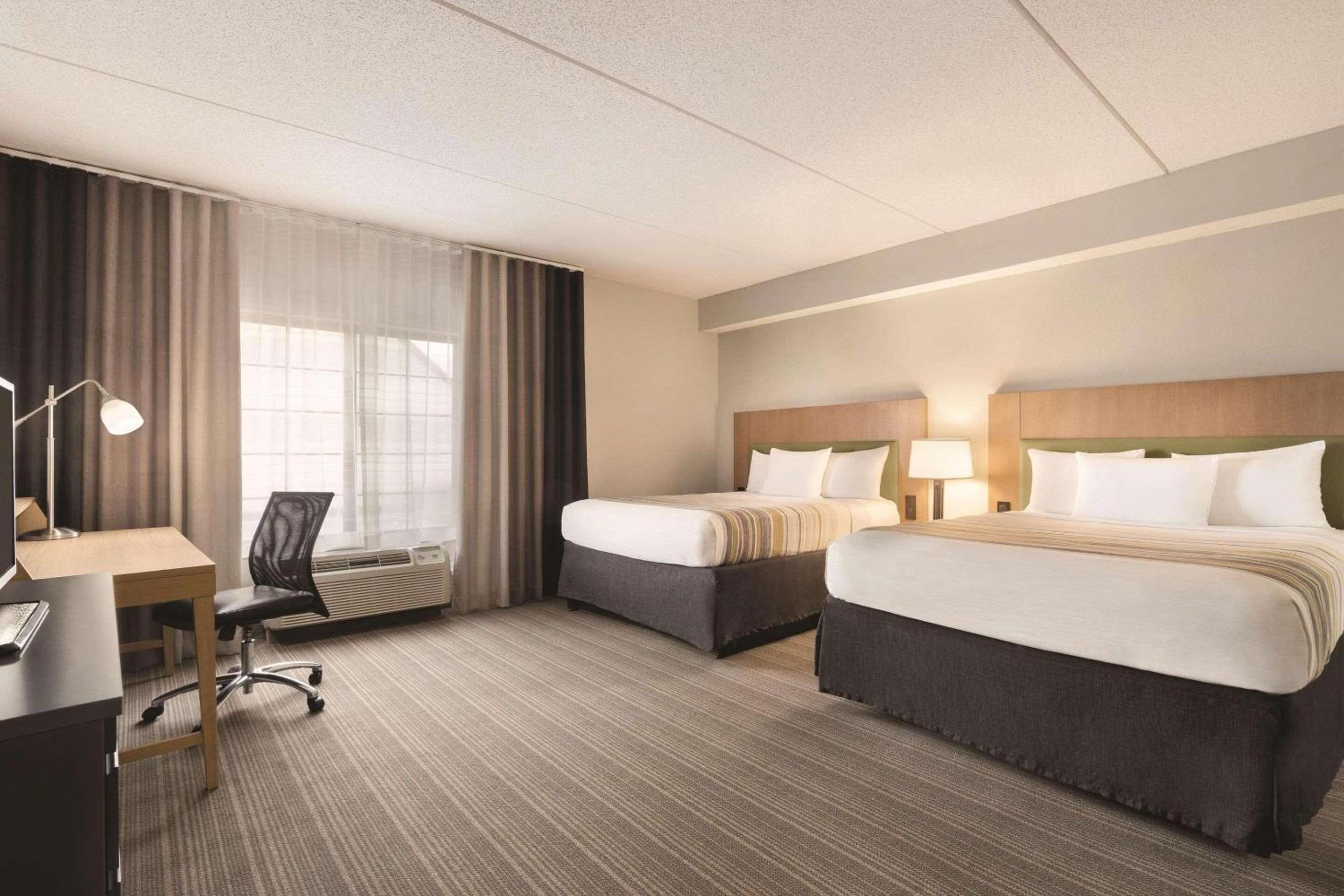 Country Inn Suites by Radisson Raleigh-Durham Airport NC - Property Image 34