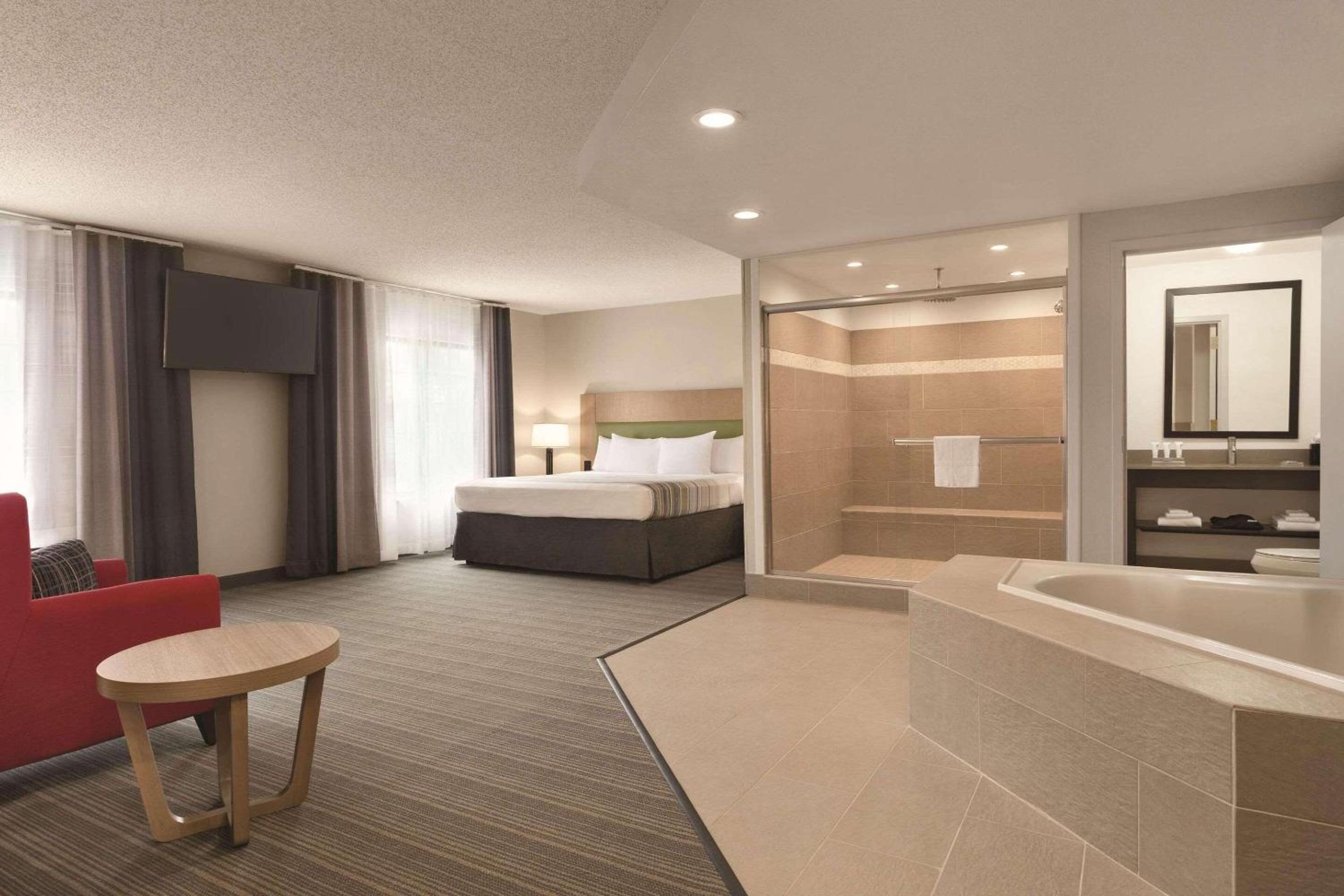 Country Inn Suites by Radisson Raleigh-Durham Airport NC - Property Image 39