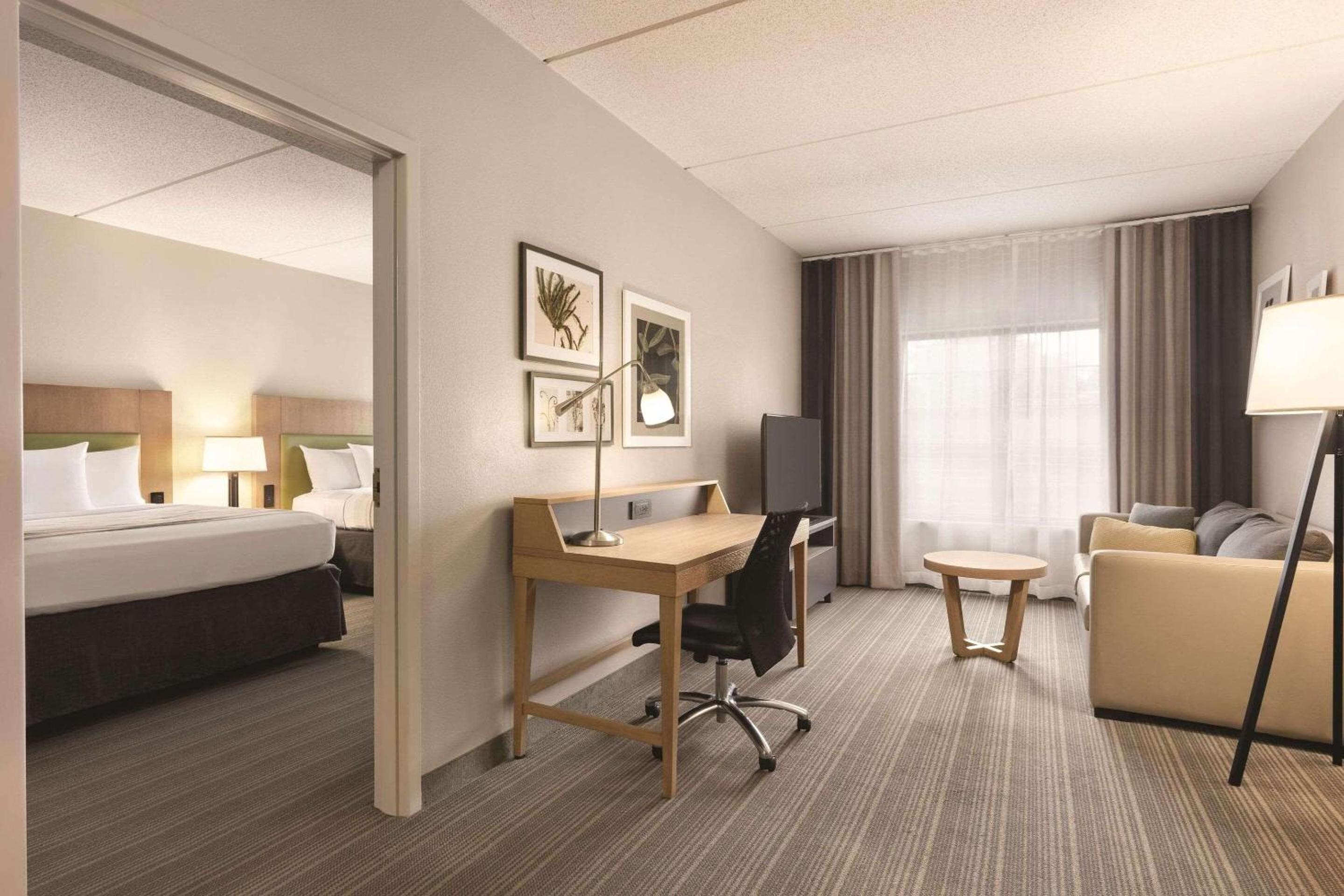 Country Inn Suites by Radisson Raleigh-Durham Airport NC - Property Image 28