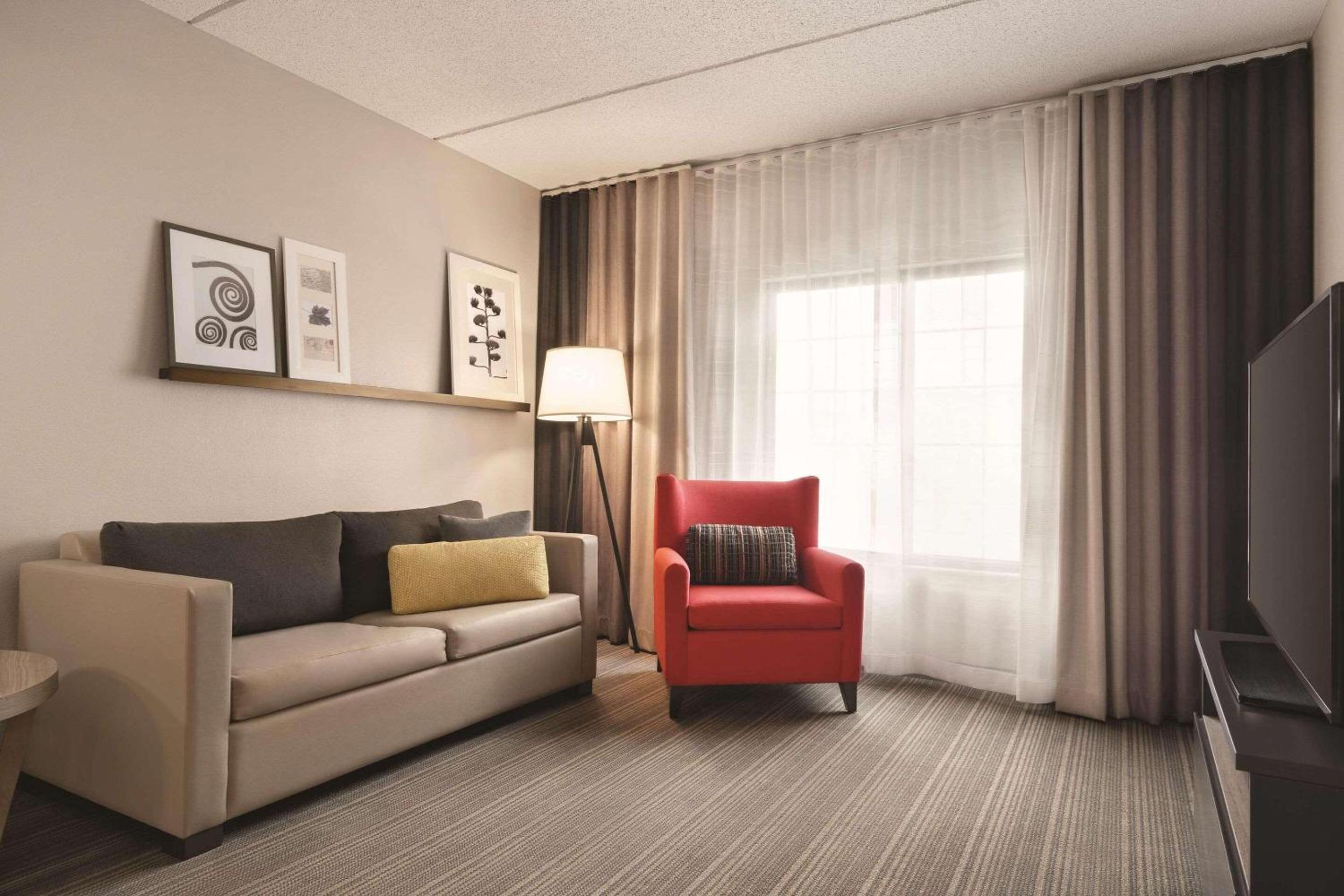 Country Inn  Suites by Radisson Raleigh-Durham Airport NC - Property Image 6