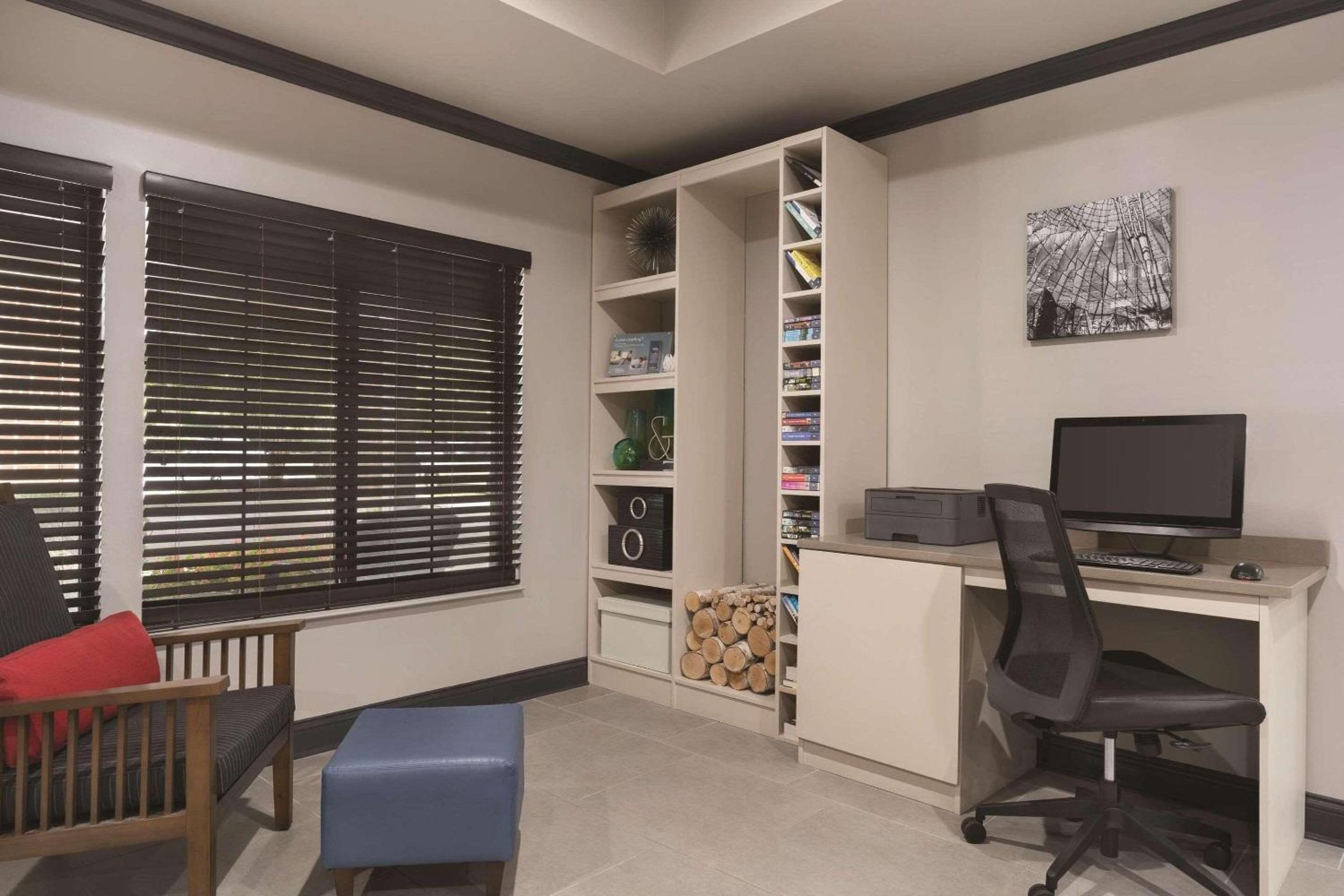 Country Inn  Suites by Radisson Raleigh-Durham Airport NC - Property Image 9
