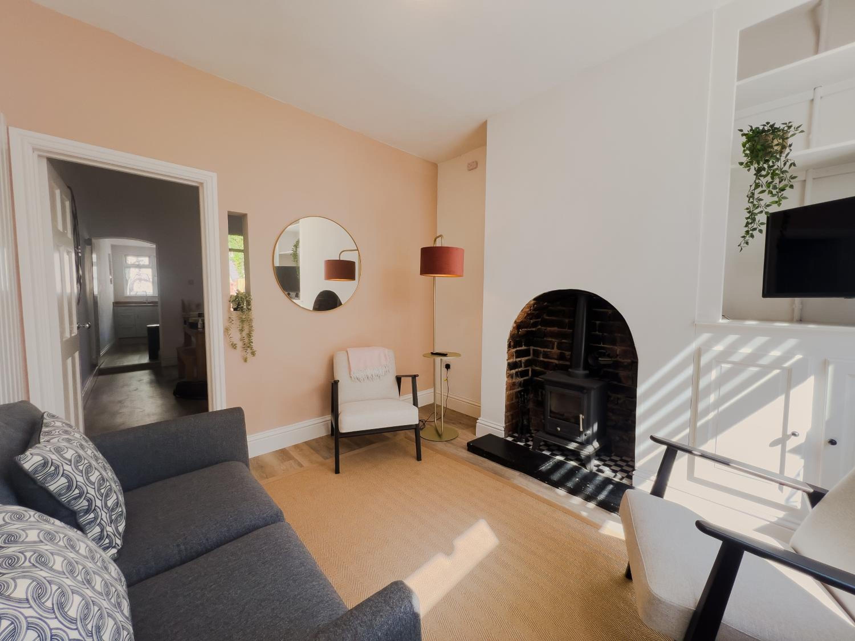 Your Property Box Short Stays - Severn Street view 3
