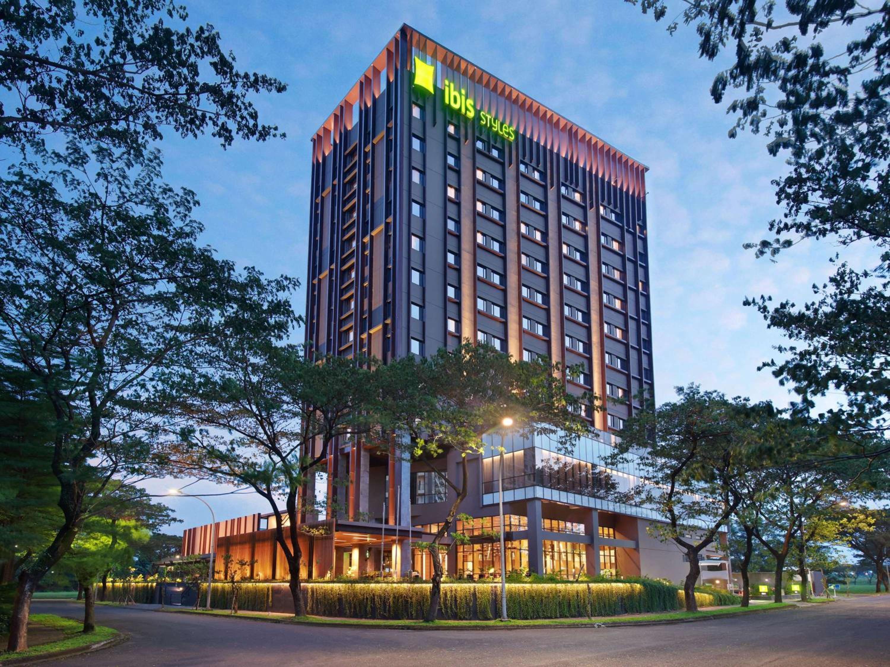 Hotel ibis Styles Serpong BSD City - Image 1