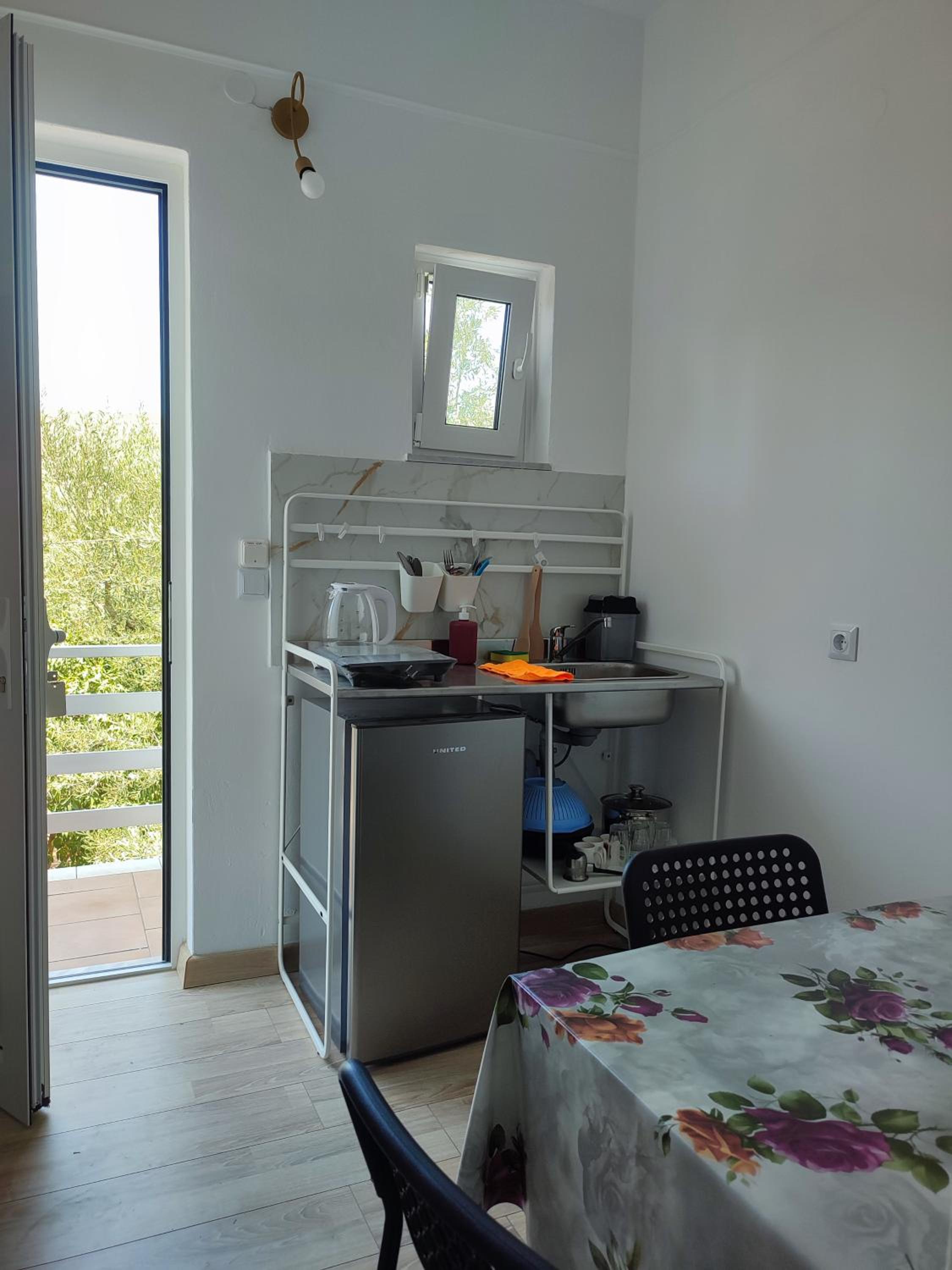 Karavaki apartments