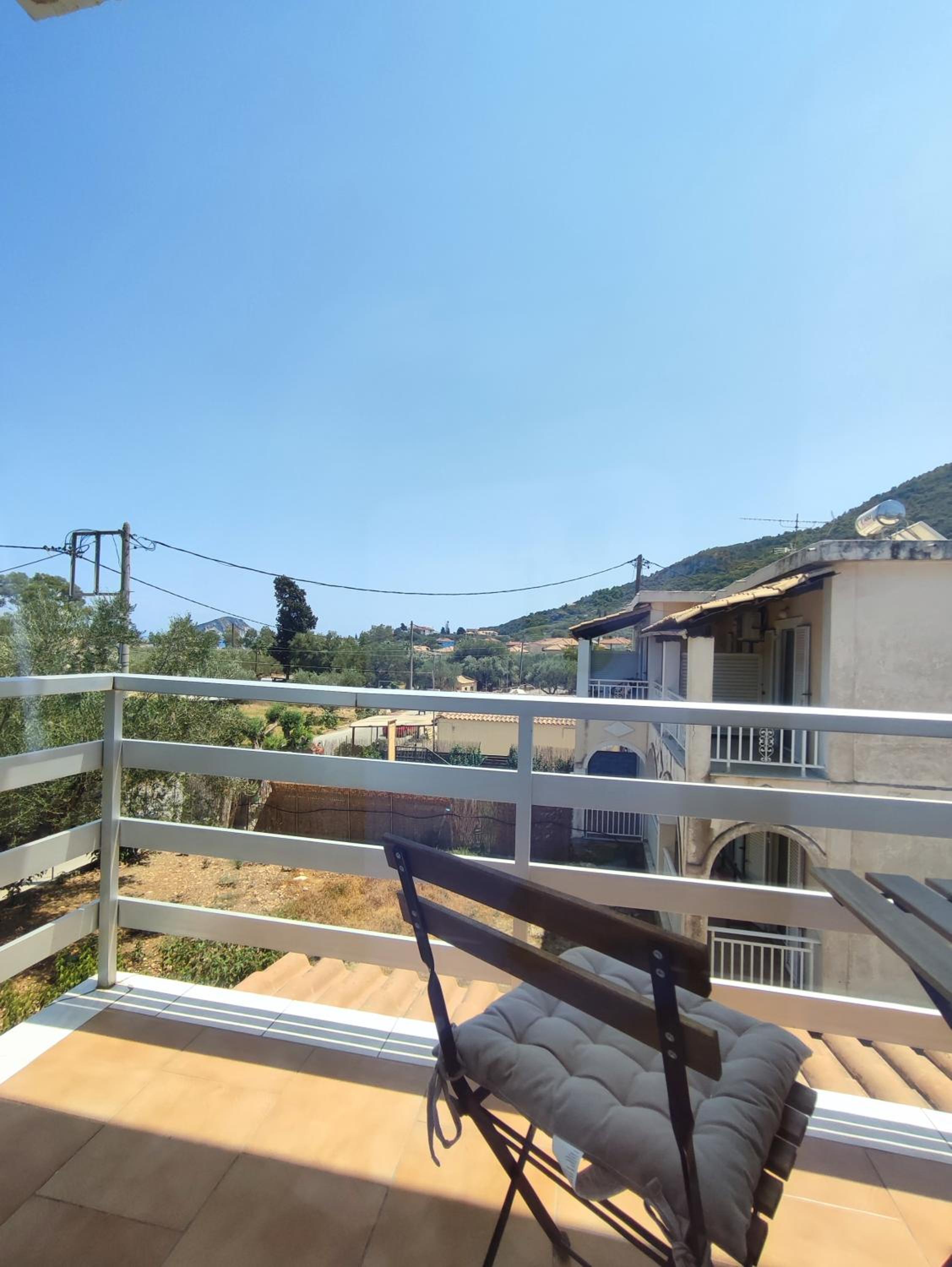 Karavaki apartments