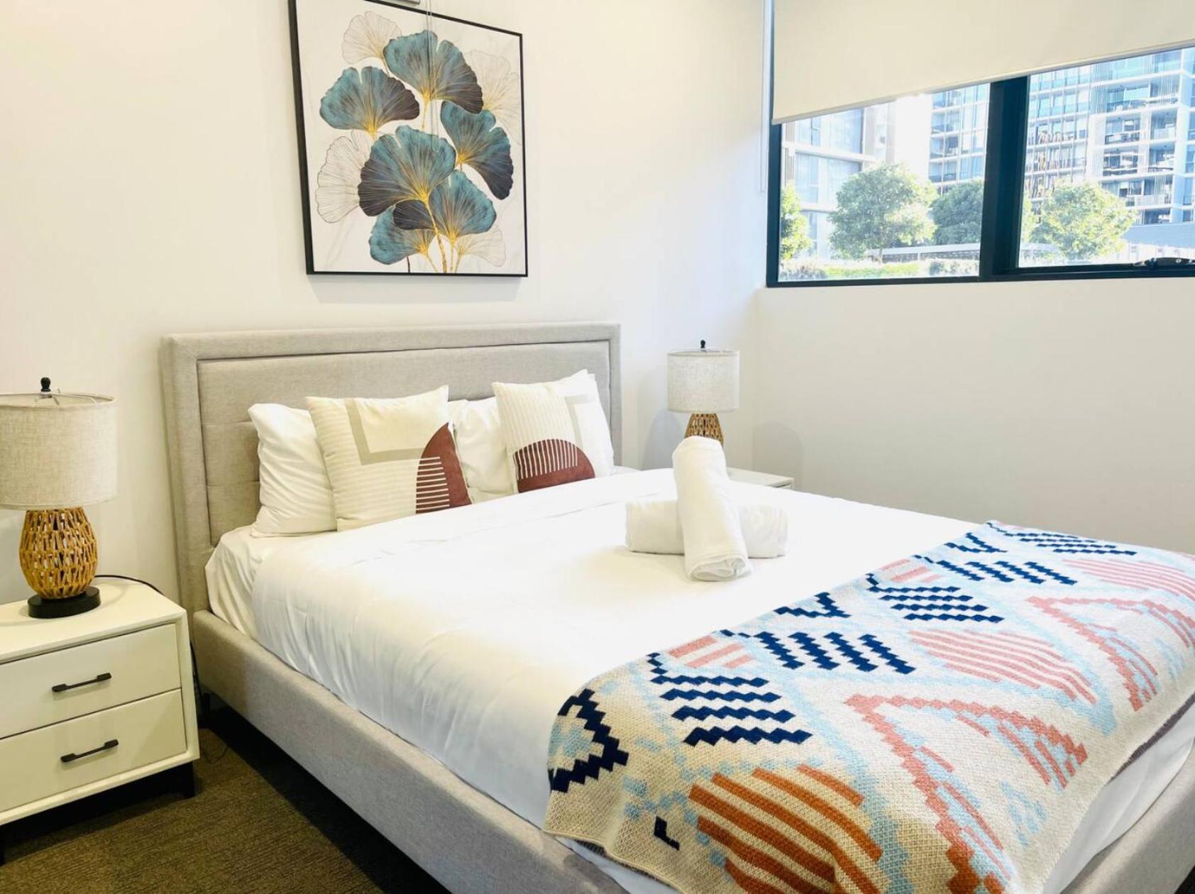 Olympic Park 3 Bedroom condo with Parking Pool Gym